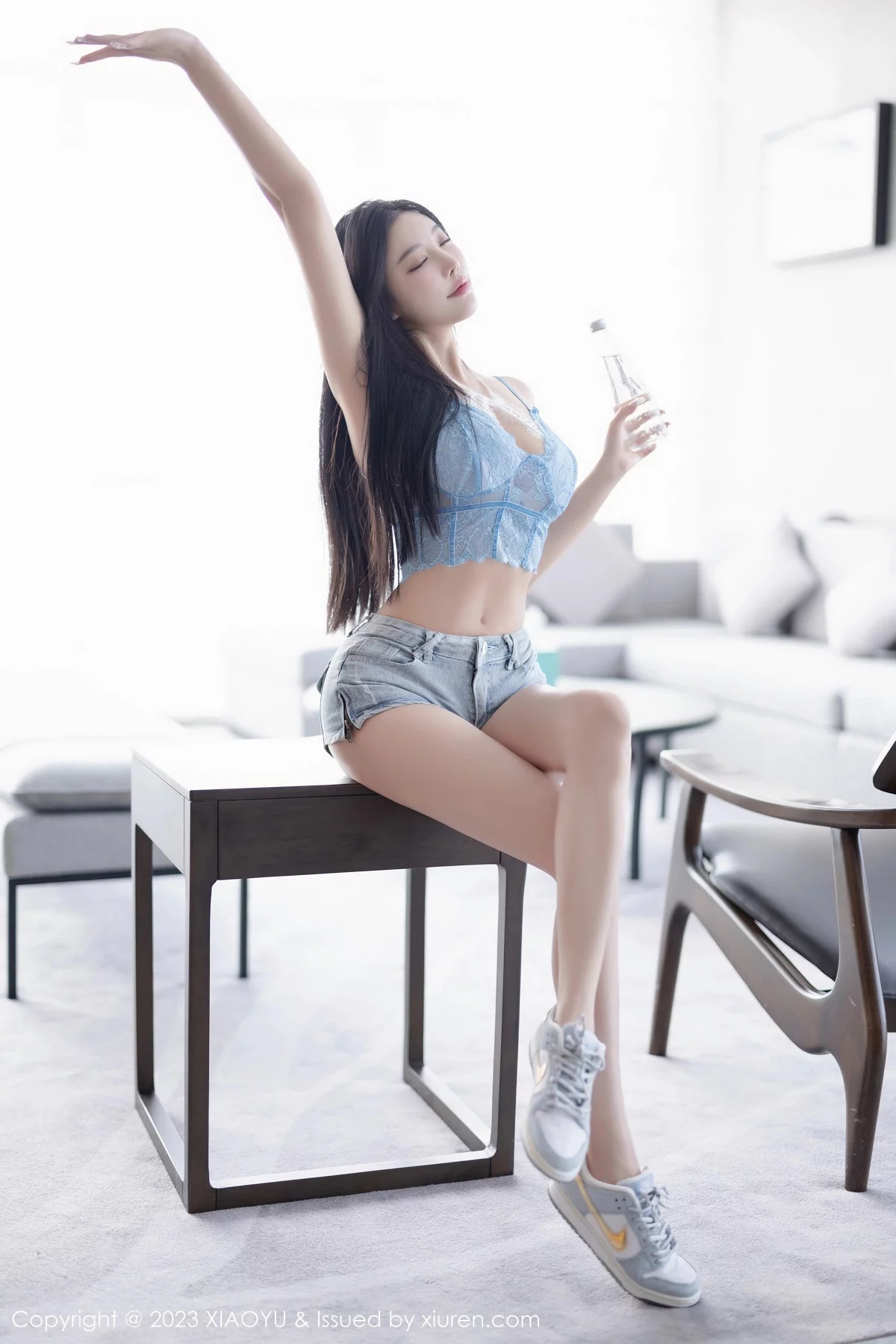 秀人集.com_[XiaoYu画语界]Vol.1165_女神杨晨晨Yome性感蓝色蕾丝服露白色内衣秀丰腴身材诱惑写真86P