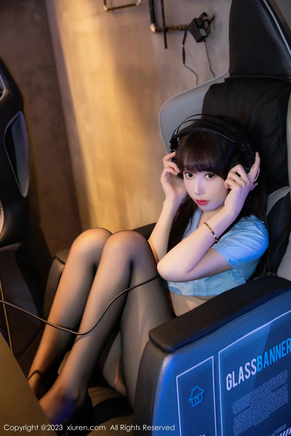 秀人集.com_[XiuRen秀人网]No.7816_新人模特夏Yao性感情趣海军服配黑丝裤袜秀曼妙身姿诱惑写真76P