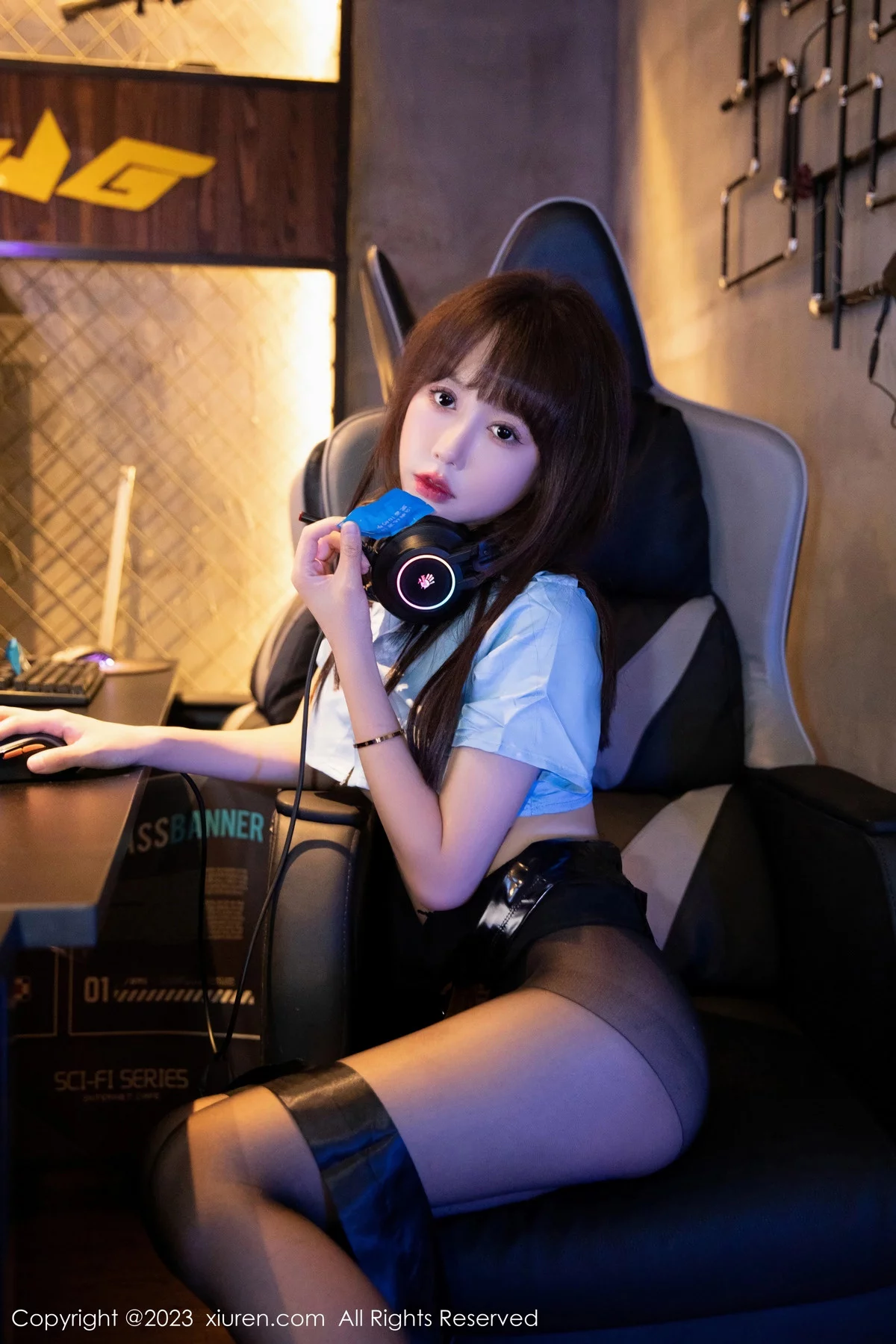 秀人集.com_[XiuRen秀人网]No.7816_新人模特夏Yao性感情趣海军服配黑丝裤袜秀曼妙身姿诱惑写真76P