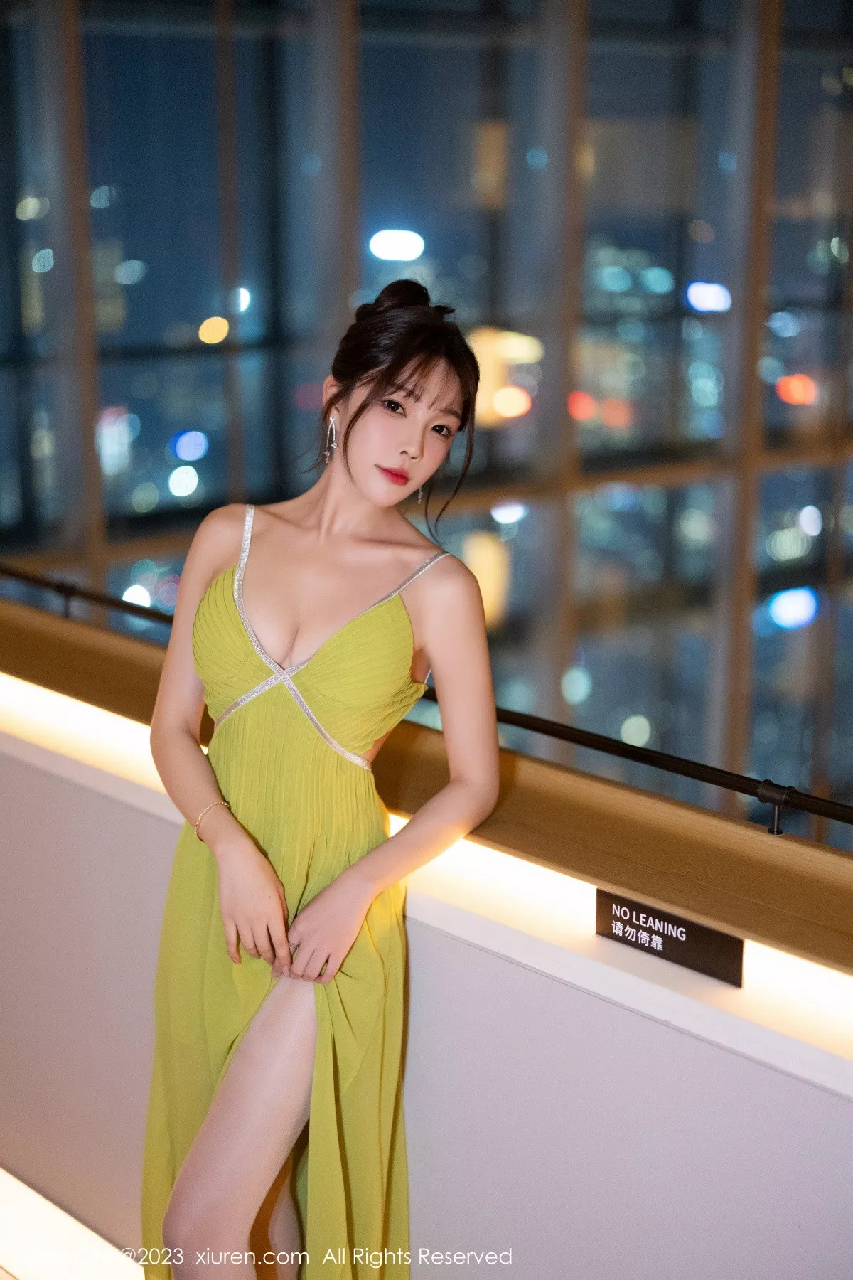 秀人集.com_[XiuRen秀人网]No.7696_女神徐莉芝Booty性感连衣长裙+红色蕾丝情趣睡裙完美诱惑写真83P