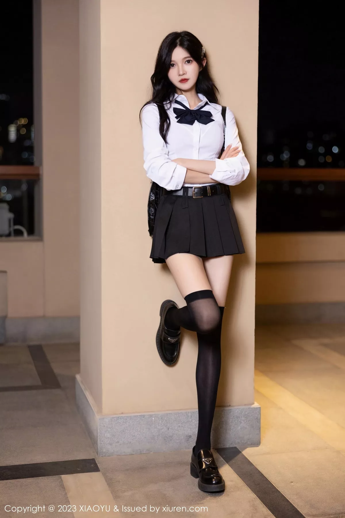 秀人集.com_[XiaoYu画语界]Vol.1150_模特程程程性感白T配黑短裙露黑色蕾丝内衣秀曼妙身姿诱惑写真85P