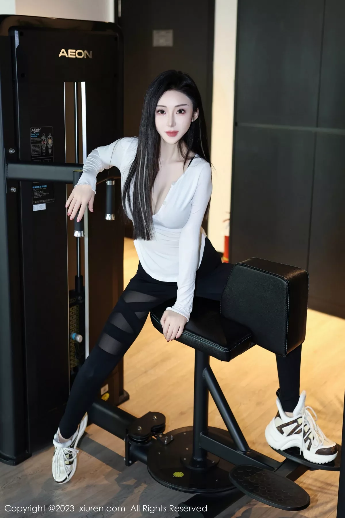 秀人集.com_[XiuRen秀人网]No.7705_模特田兮白脱白色上衣露性感黑色比基尼服饰秀完美身材诱惑写真89P