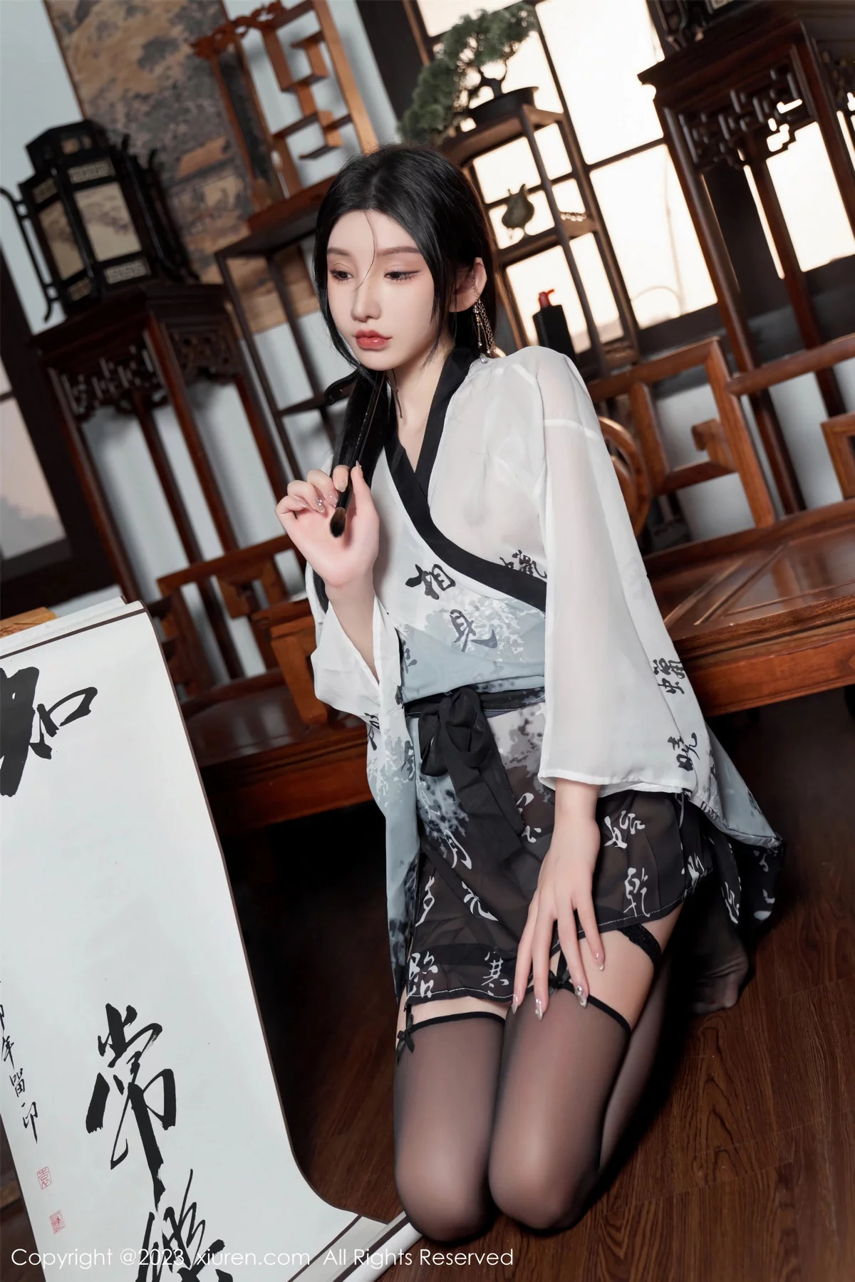 秀人集.com_[XiuRen秀人网]No.7891_女神周于希Sally性感黑白薄透长衫配黑丝袜秀完美身材诱惑写真90P