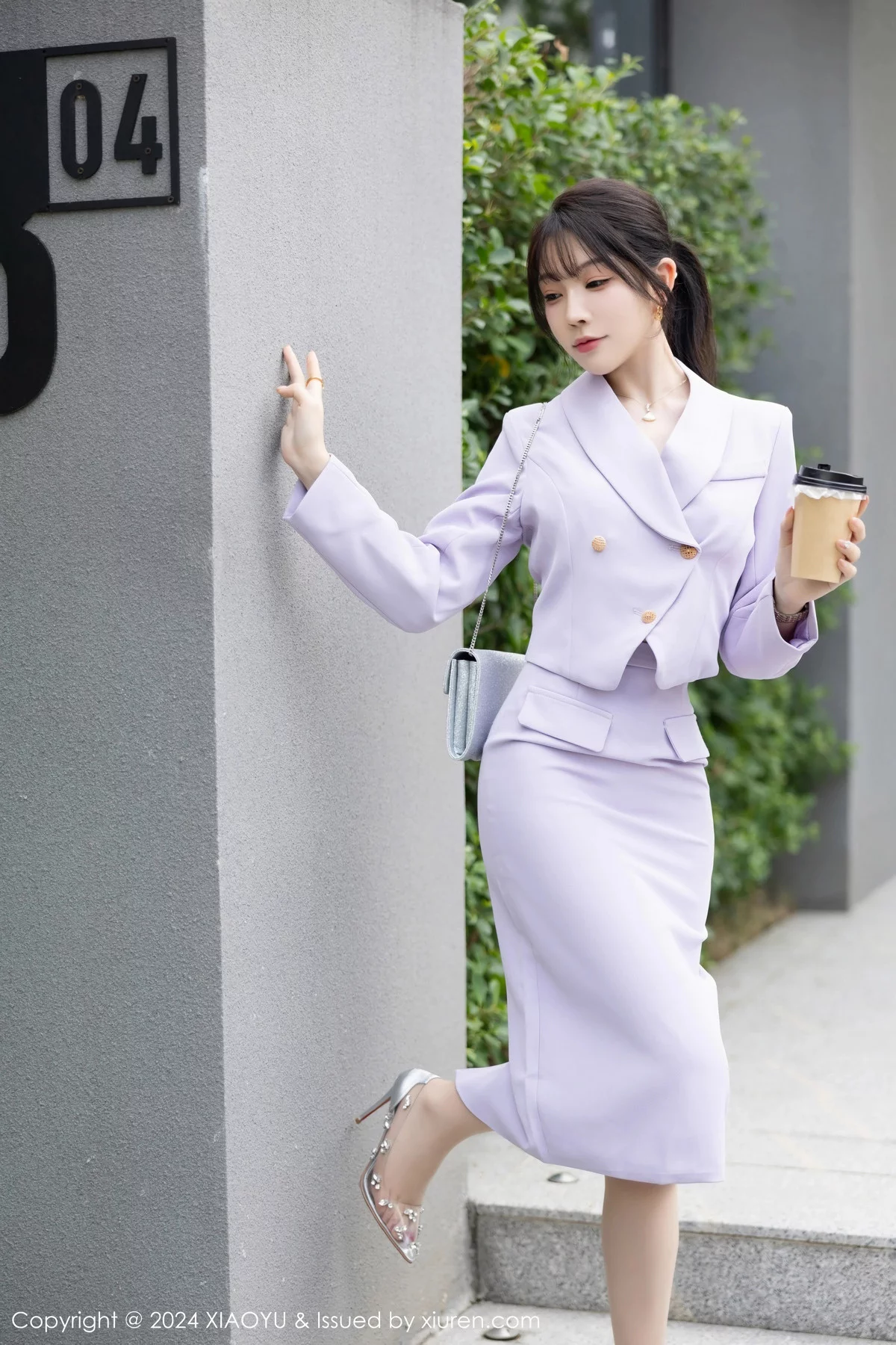 秀人集.com_[XiaoYu画语界]Vol.1178_女神徐莉芝Booty性感淡紫短裙套装露淡紫蕾丝内衣迷人诱惑写真88P