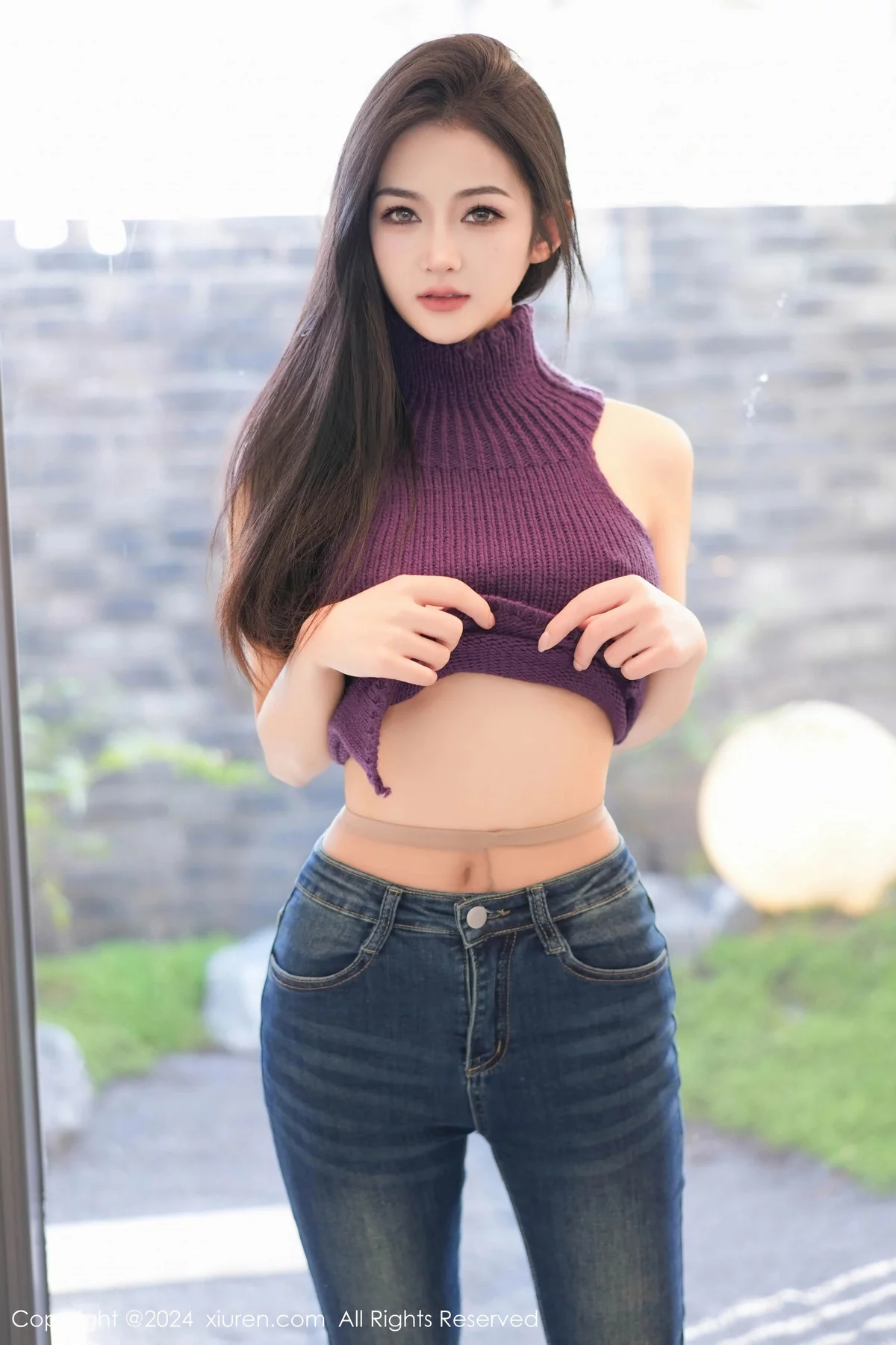 秀人集.com_[XiuRen秀人网]No.7918_模特谭小灵性感紫色上衣配牛仔裤露超薄肉丝秀丰腴身姿诱惑写真75P