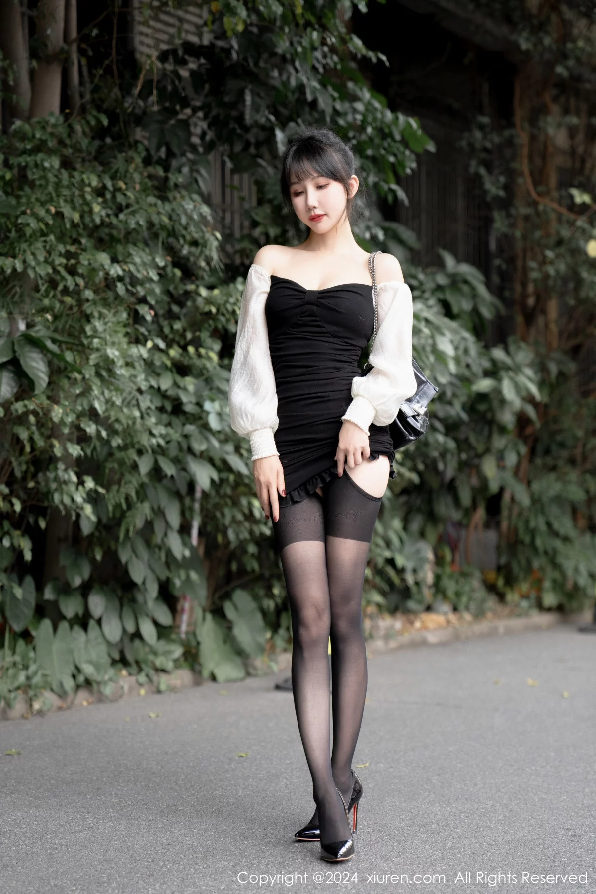 秀人集.com_[XiuRen秀人网]No.7930_模特波巧酱Al女友主题私房大尺度全果秀火辣身材遮点诱惑写真86P