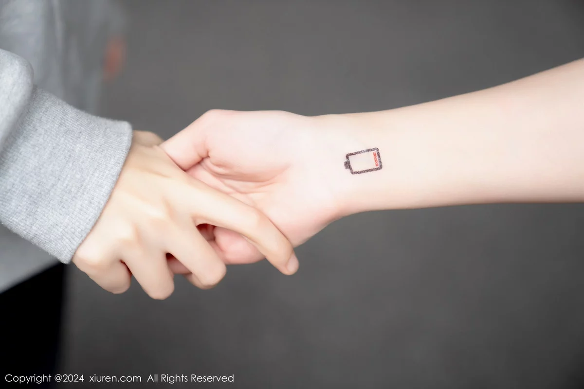 秀人集.com_[XiuRen秀人网]No.7930_模特波巧酱Al女友主题私房大尺度全果秀火辣身材遮点诱惑写真86P