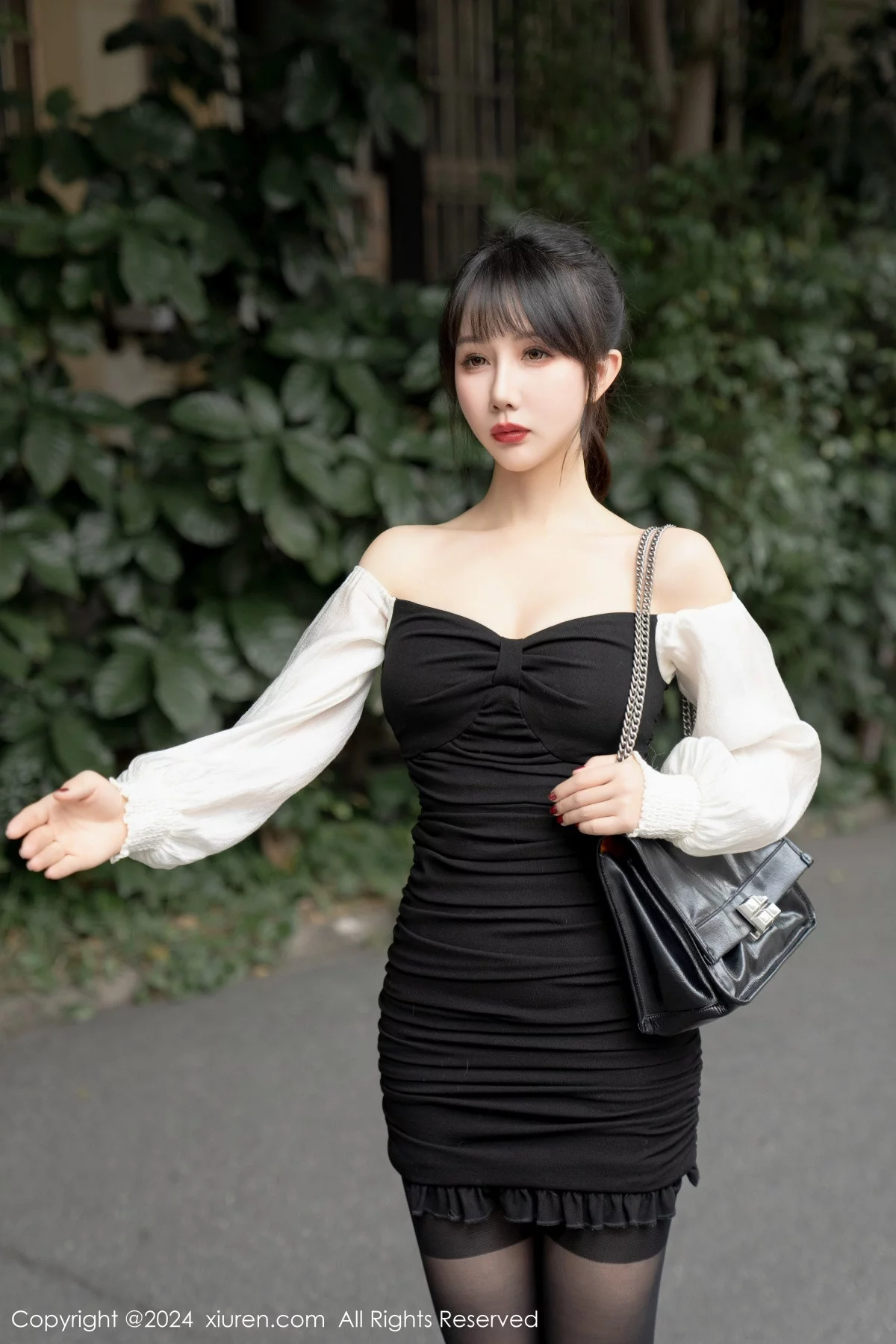 秀人集.com_[XiuRen秀人网]No.7930_模特波巧酱Al女友主题私房大尺度全果秀火辣身材遮点诱惑写真86P