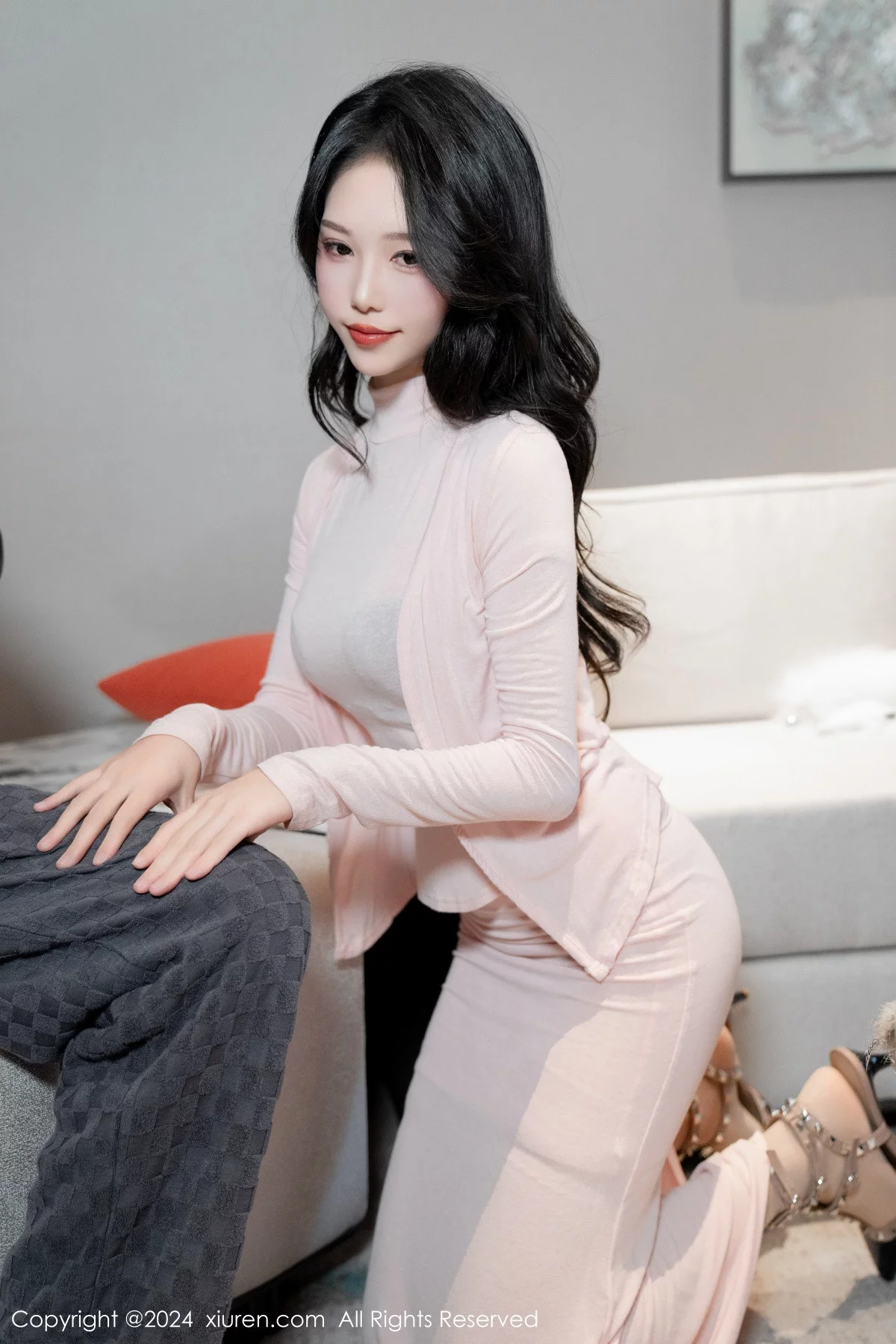秀人集.com_[XiuRen秀人网]No.7945_模特利世白色轻透上衣露性感黑色蕾丝内衣秀曼妙身姿诱惑写真96P