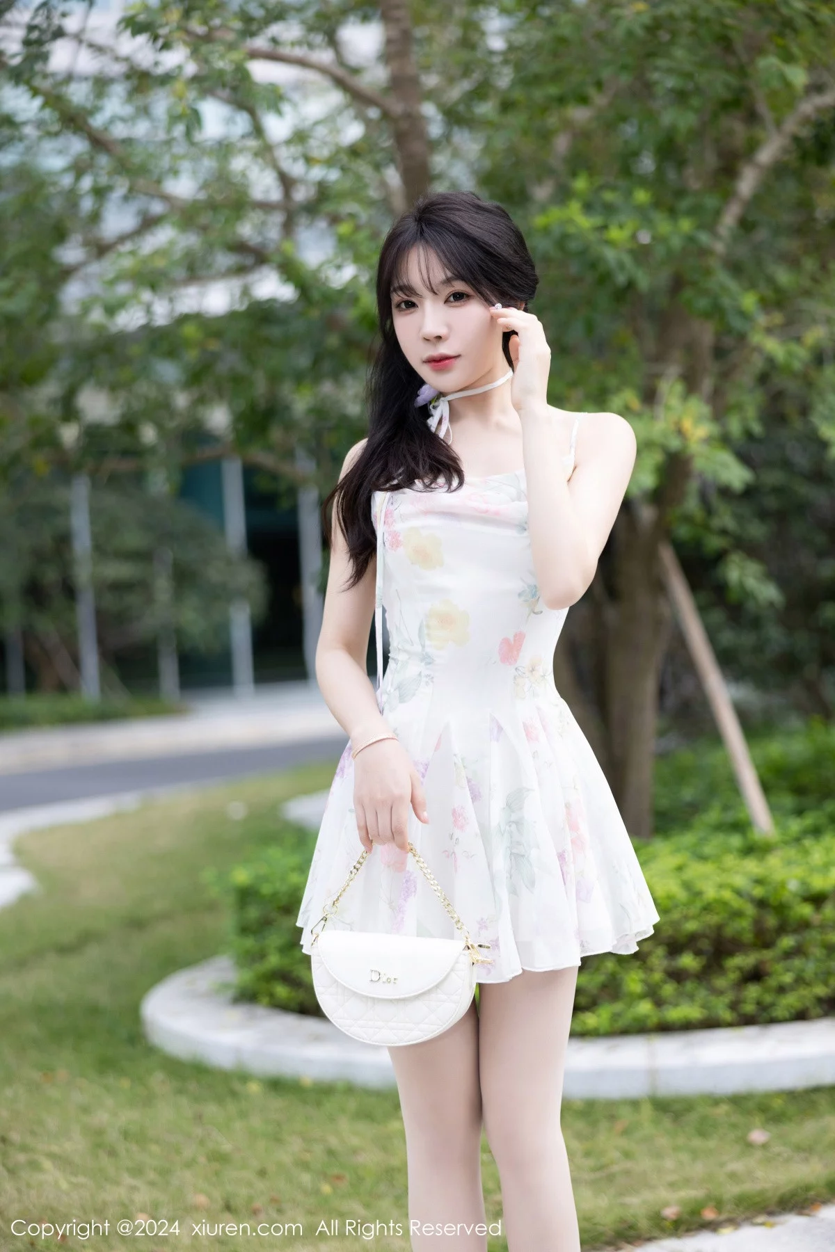 秀人集.com_[XiuRen秀人网]No.7959_女神徐莉芝Booty性感白色短裙+黑色情趣服饰秀曼妙身姿诱惑写真82P