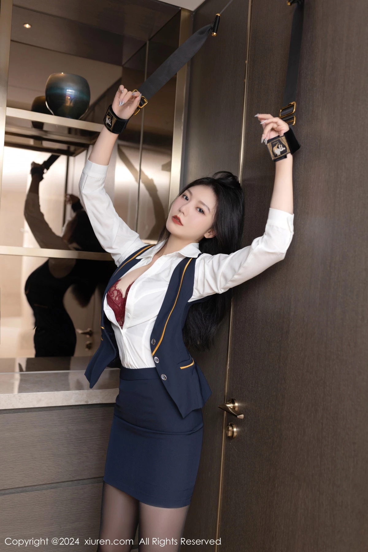 秀人集.com_[XiuRen秀人网]No.7968_模特安然anran性感空姐制服露红色蕾丝内衣秀柔美身姿诱惑写真79P