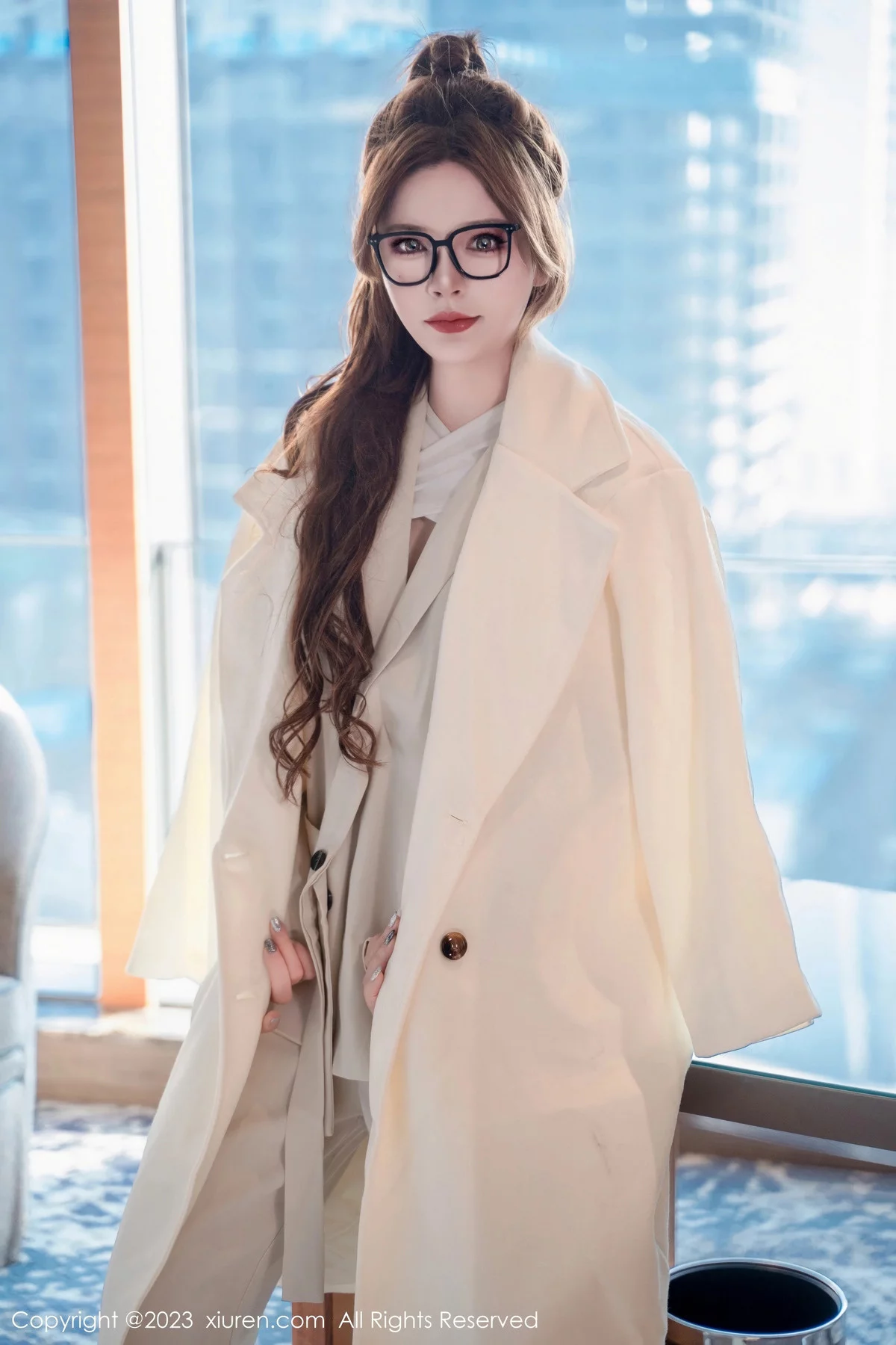 秀人集.com_[XiuRen秀人网]No.7865_模特伊丽莎有点白性感灰色薄纱情趣服露豪乳遮点极致诱惑写真64P