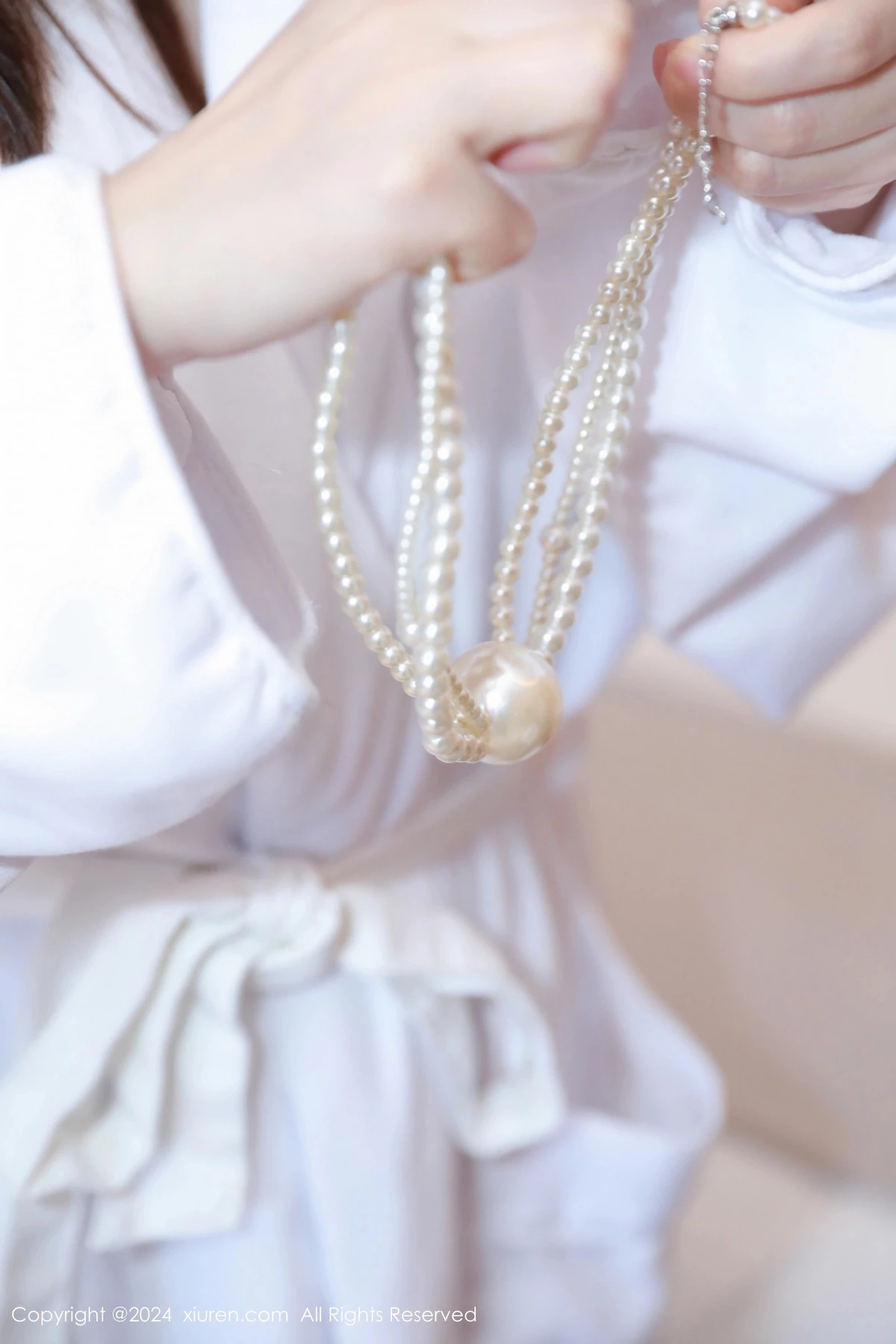 秀人集.com_[XiuRen秀人网]No.8044_模特小薯条nienie性感红色制服露黑色线式情趣内衣惹火诱惑写真74P