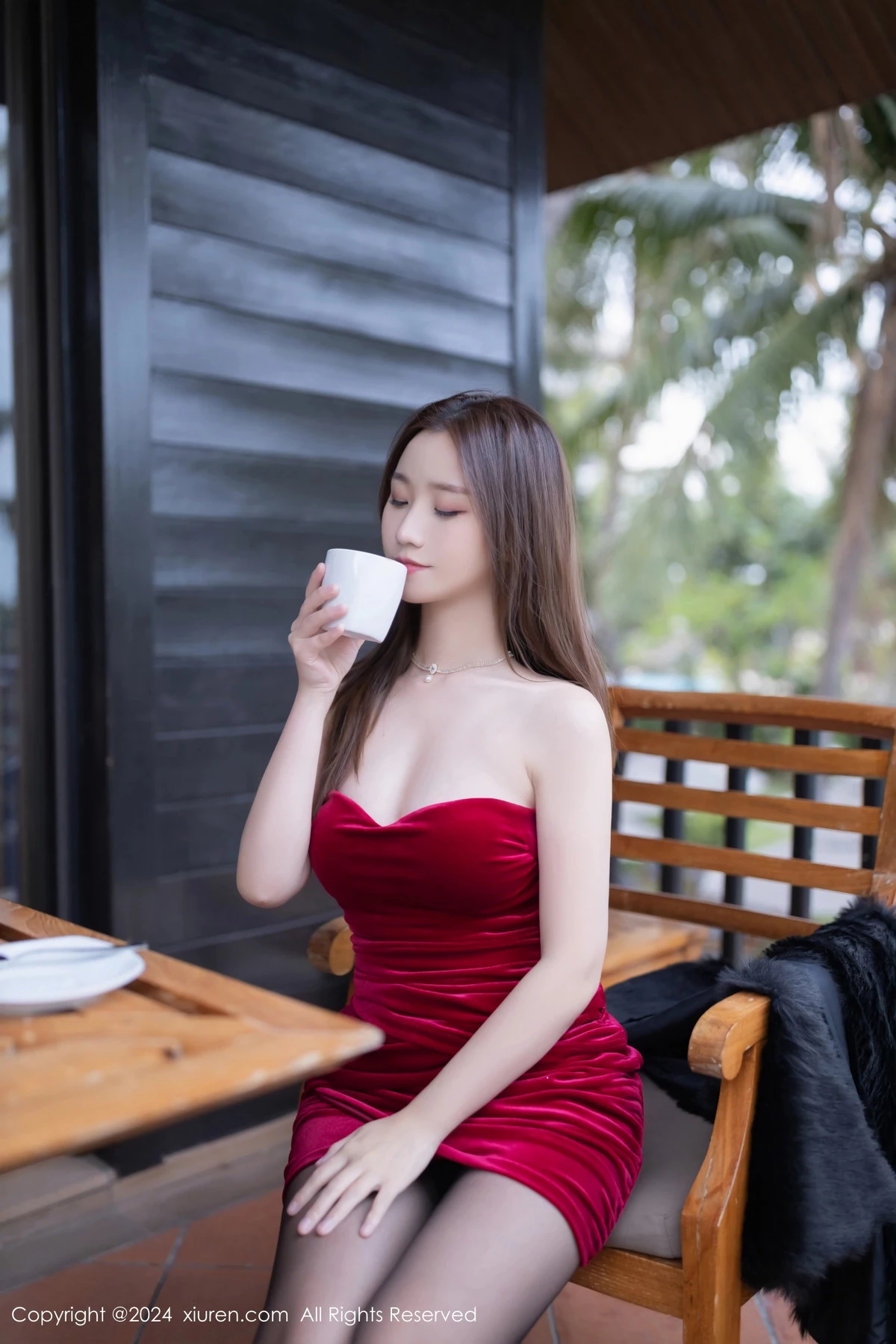 秀人集.com_[XiuRen秀人网]No.8077_模特杏子Yada性感红色连衣短裙露黑色内衣秀曼妙身姿诱惑写真82P