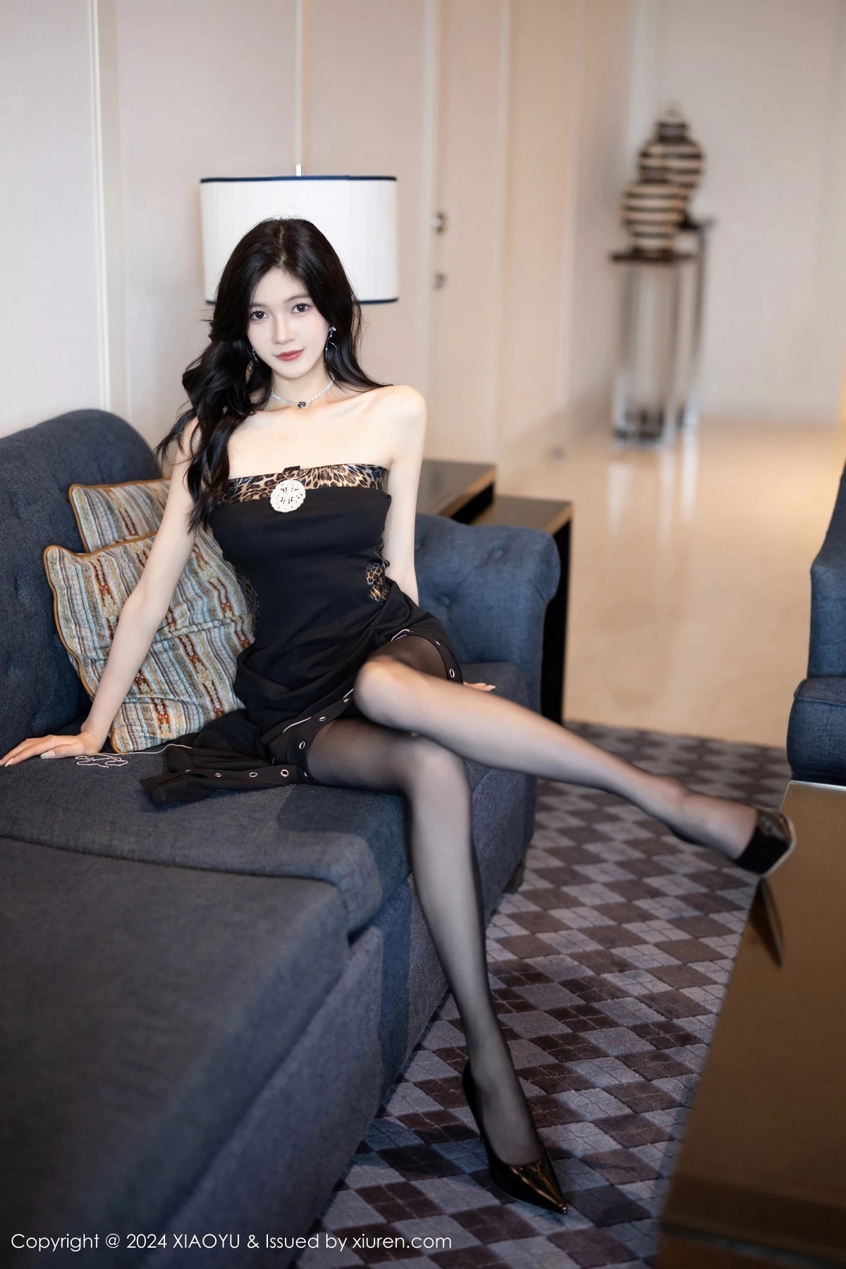 秀人集.com_[XiaoYu画语界]Vol.1201_模特程程程白色吊带长裙+性感黑色服饰秀曼妙身姿迷人诱惑写真81P