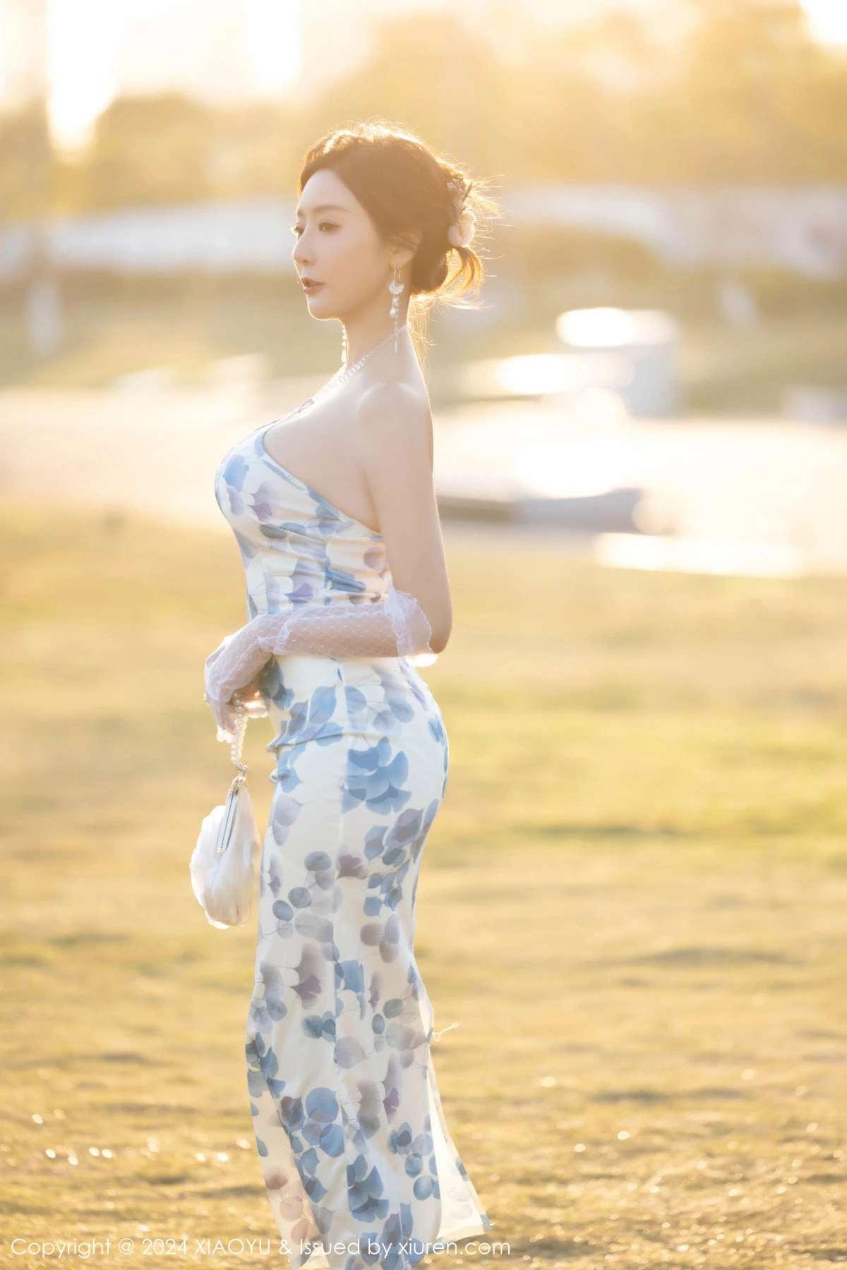 秀人集.com_[XiaoYu画语界]Vol.1191_女神王馨瑶yanni性感图案连衣裙露黄蓝内衣秀曼妙身姿诱惑写真81P