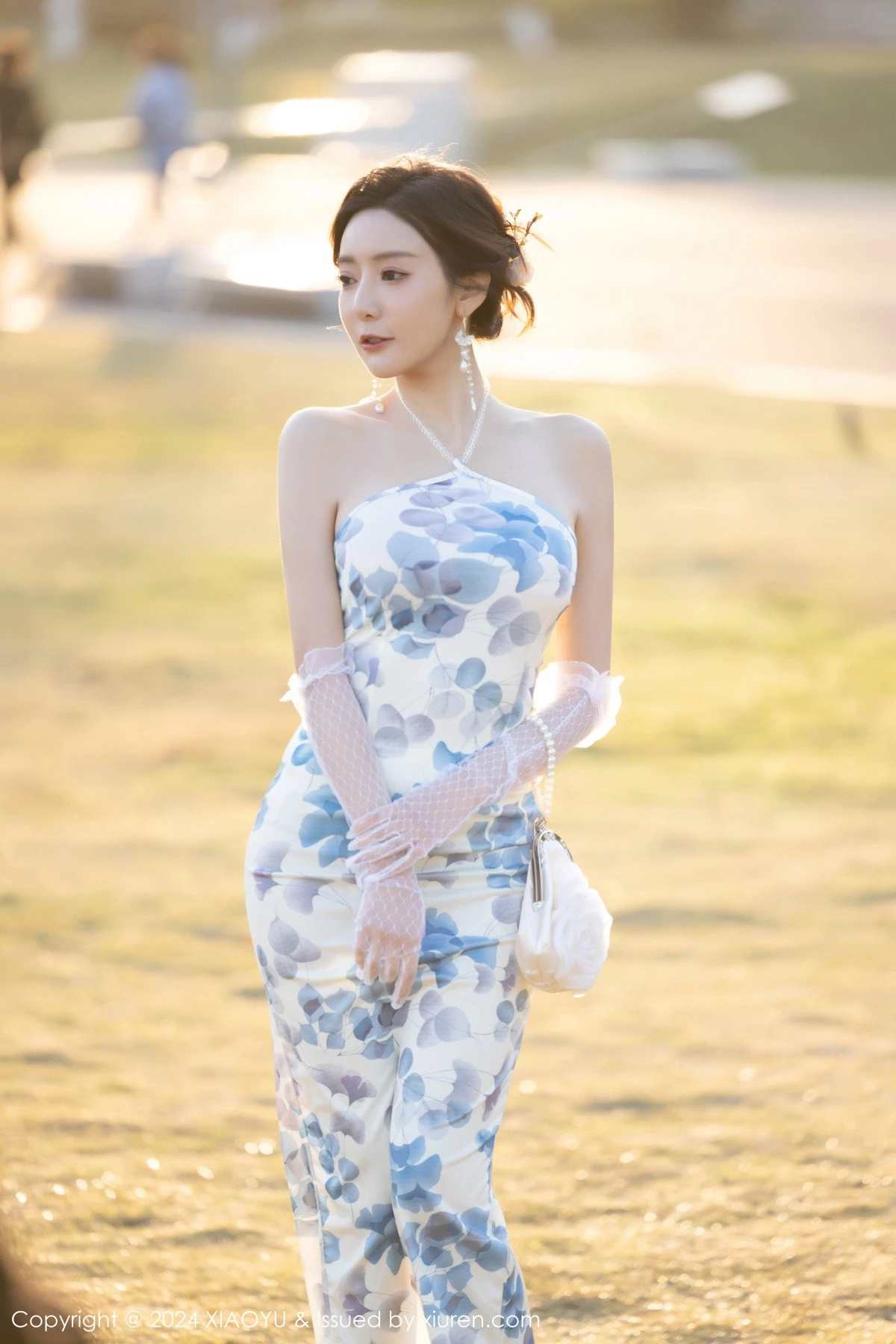 秀人集.com_[XiaoYu画语界]Vol.1191_女神王馨瑶yanni性感图案连衣裙露黄蓝内衣秀曼妙身姿诱惑写真81P