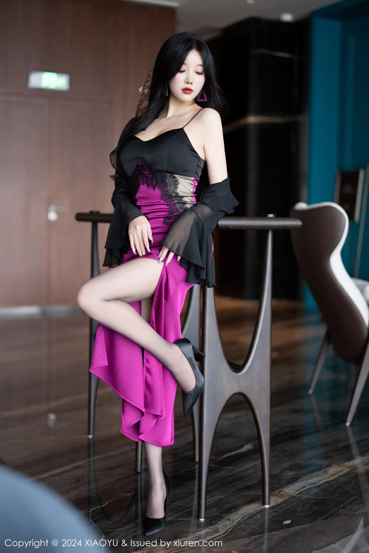 秀人集.com_[XiaoYu画语界]Vol.1192_女神杨晨晨Yome性感吊带裙+黑色情趣服饰秀完美身材诱惑写真85P