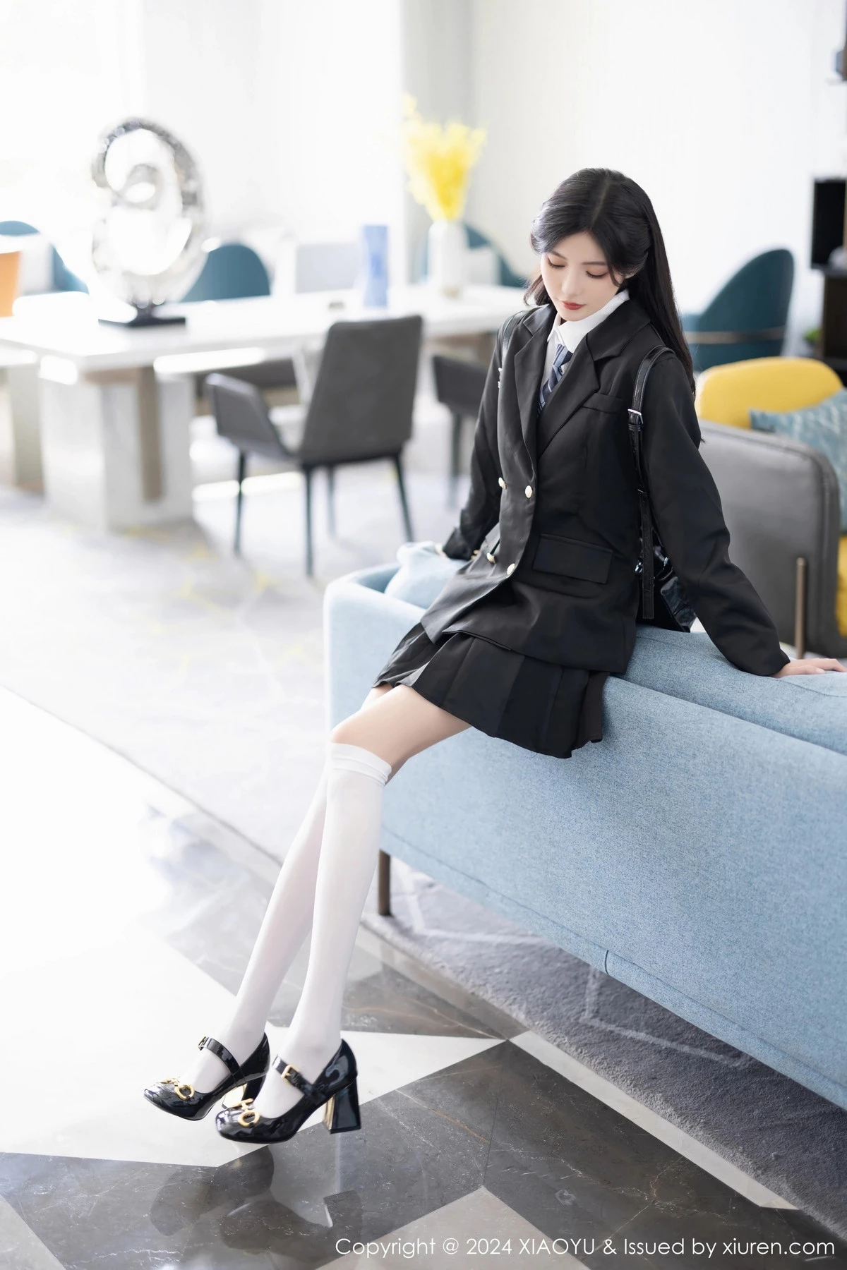 秀人集.com_[XiaoYu画语界]Vol.1204_模特程程程性感学妹制服露黑色内衣配白丝袜秀曼妙身姿诱惑写真83P