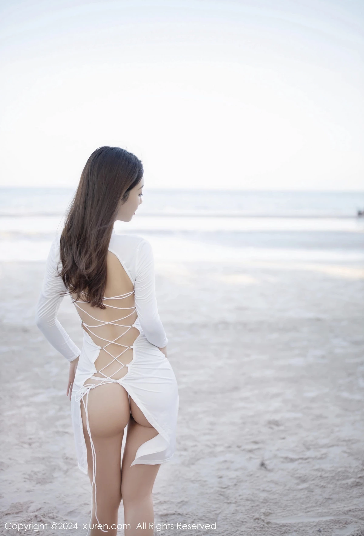秀人集.com_[XiuRen秀人网]No.8110_模特唐安琪沙滩场景性感白色连衣短裙配白丝吊袜完美诱惑写真79P