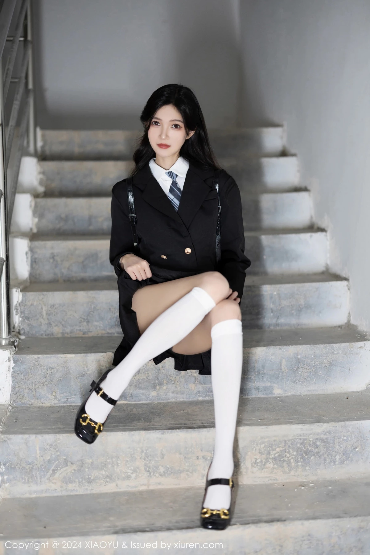 秀人集.com_[XiaoYu画语界]Vol.1204_模特程程程性感学妹制服露黑色内衣配白丝袜秀曼妙身姿诱惑写真83P