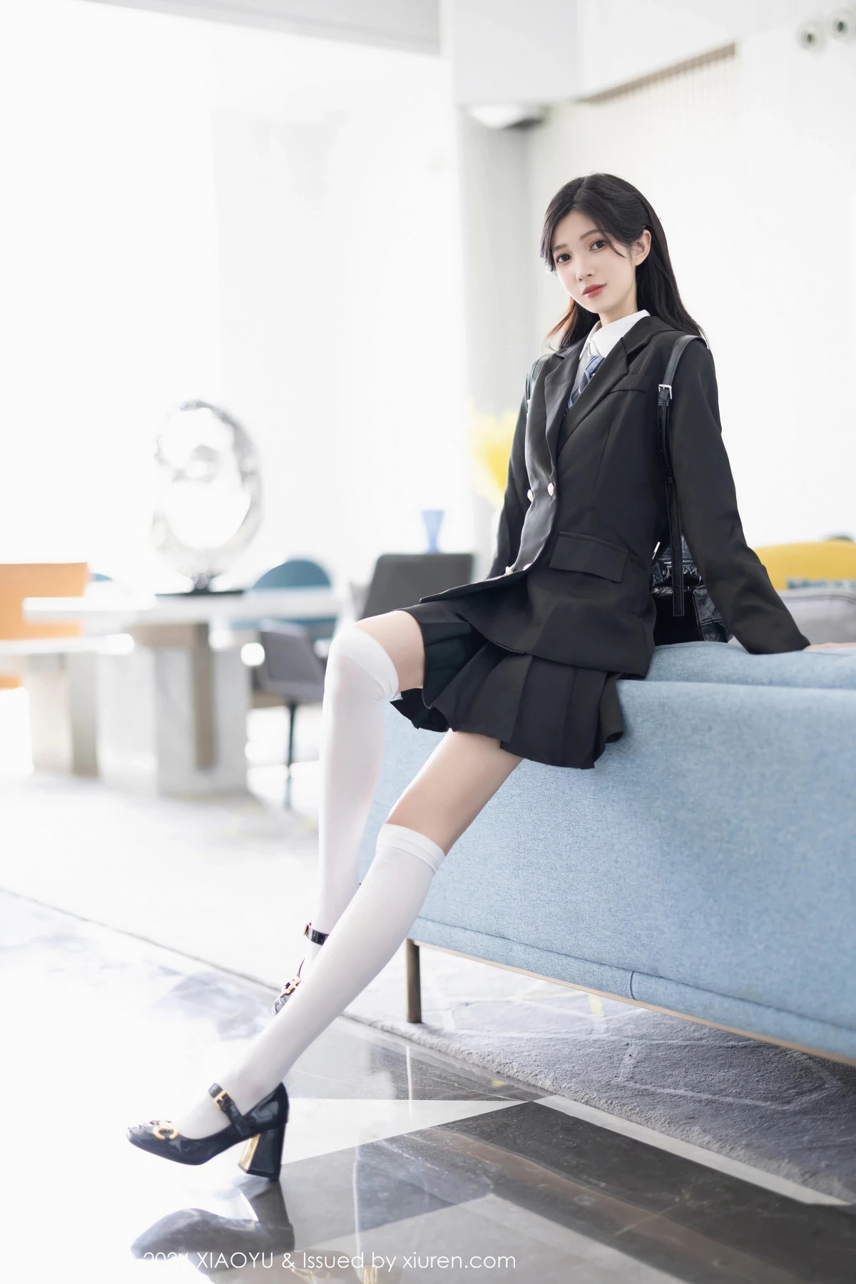 秀人集.com_[XiaoYu画语界]Vol.1204_模特程程程性感学妹制服露黑色内衣配白丝袜秀曼妙身姿诱惑写真83P