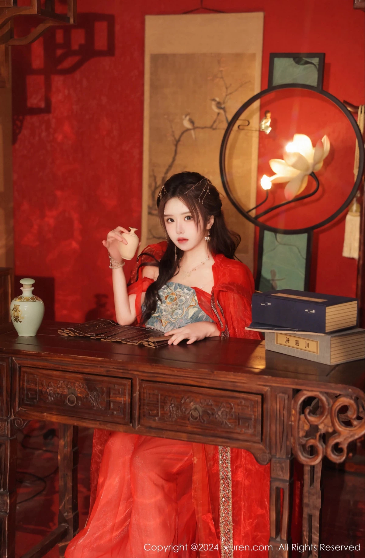 秀人集.com_[XiuRen秀人网]No.8146_模特小薯条nienie性感红色古装服饰配白丝袜秀完美身材诱惑写真82P