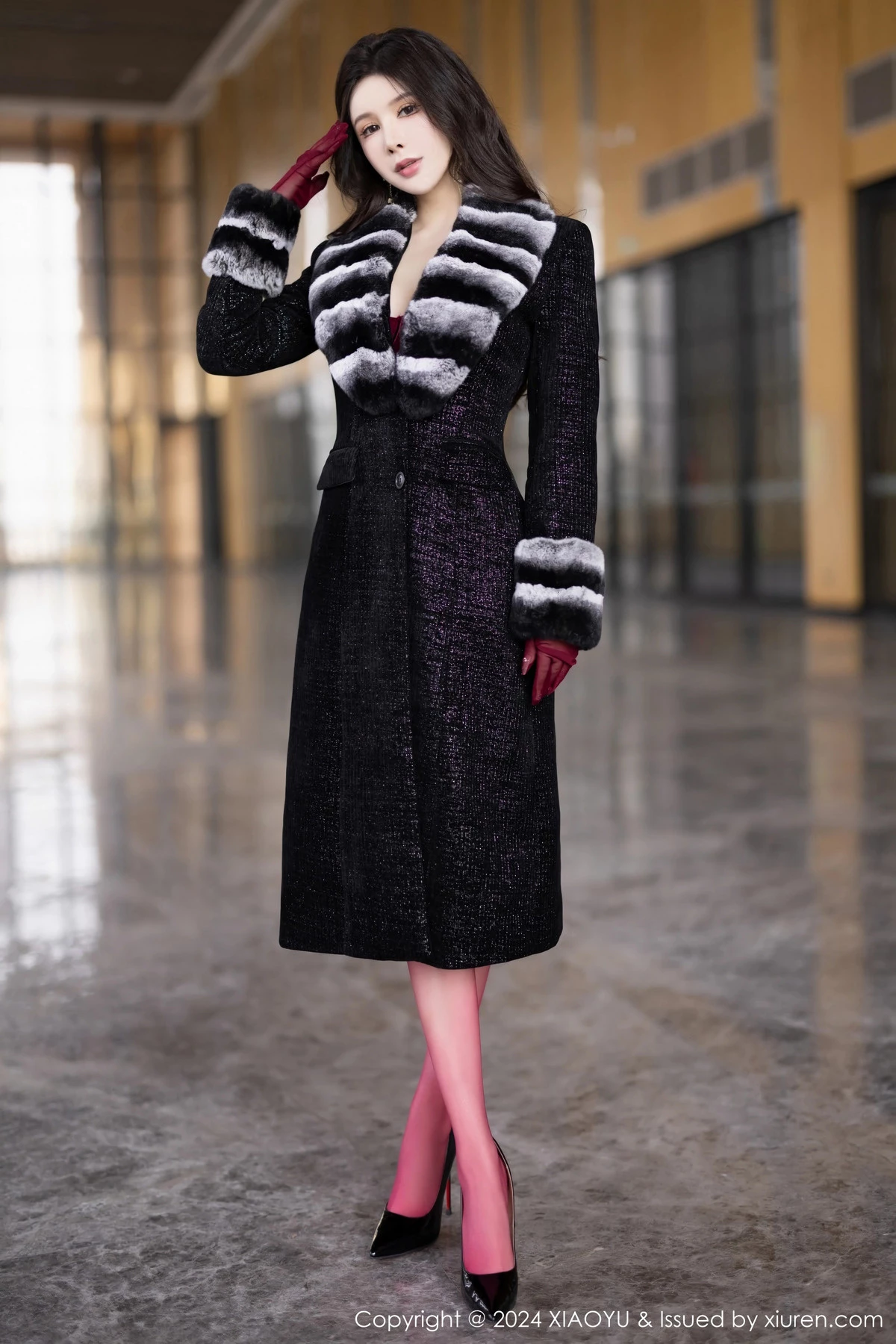 秀人集.com_[XiaoYu画语界]Vol.1210_模特李丽莎性感红色情趣服饰配红丝吊袜秀惹火身材完美诱惑写真81P