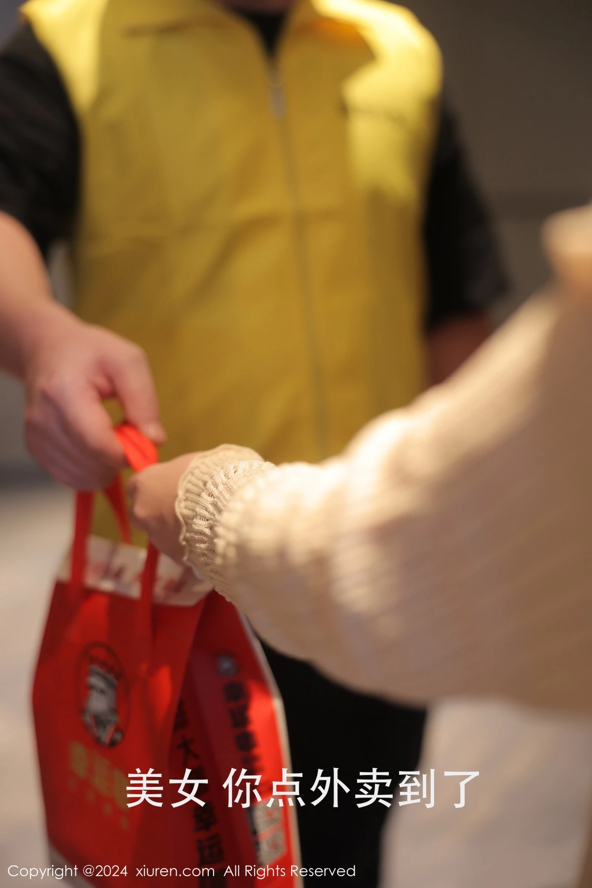 秀人集.com_[XiuRen秀人网]No.8181_模特小薯条nienie剧情演绎性感黑色蕾丝服饰秀惹火身材诱惑写真85P