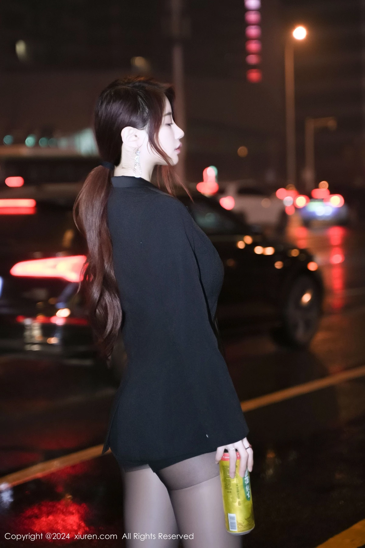 秀人集.com_[XiuRen秀人网]No.8199_模特美七Mia性感黑色内衣服饰配超薄黑丝秀丰腴身材惹火诱惑写真69P