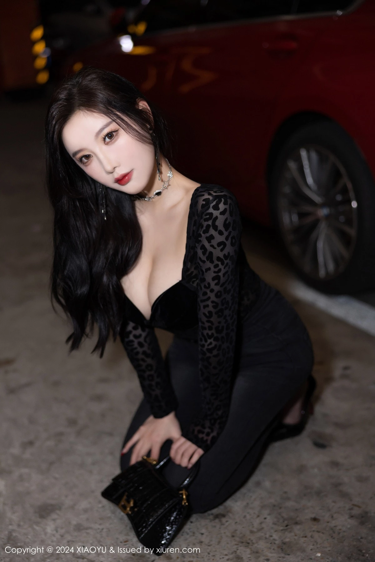 秀人集.com_[XiaoYu画语界]Vol.1216_女神杨晨晨Yome黑色豹纹配牛仔裤露性感黑色内衣完美诱惑写真88P