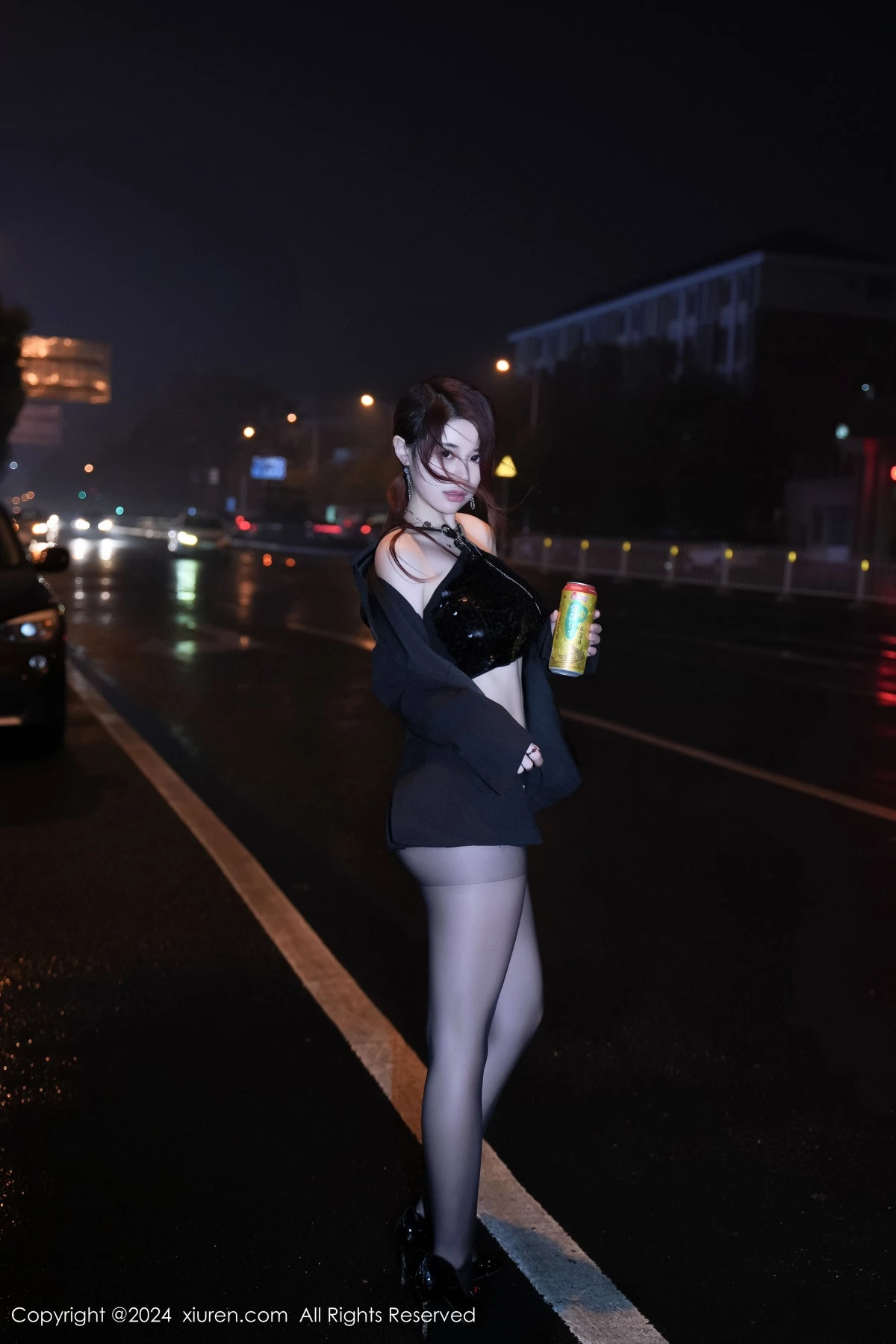 秀人集.com_[XiuRen秀人网]No.8199_模特美七Mia性感黑色内衣服饰配超薄黑丝秀丰腴身材惹火诱惑写真69P