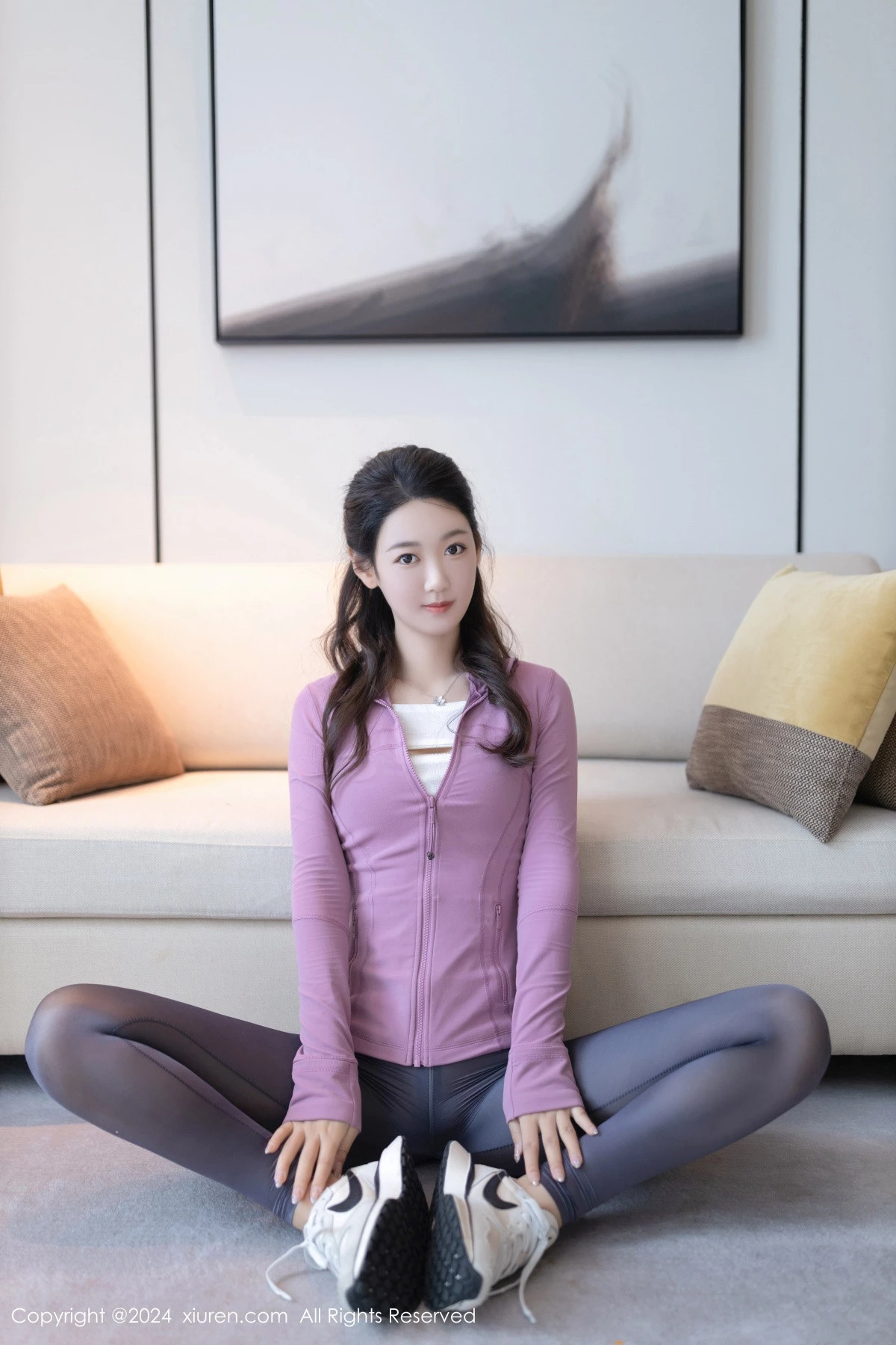 秀人集.com_[XiuRen秀人网]No.8212_模特唐安琪紫色上衣配灰色瑜伽裤露超薄黑丝秀曼妙身姿诱惑写真81P