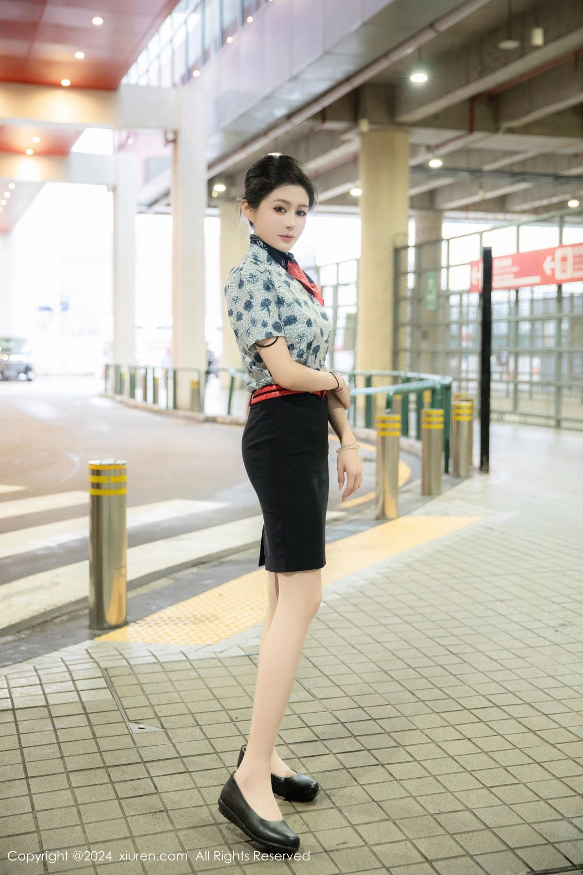 秀人集.com_[XiuRen秀人网]No.8248_模特林幼一性感空姐制服露绿色内衣配开档肉丝秀丰腴身姿诱惑写真78P