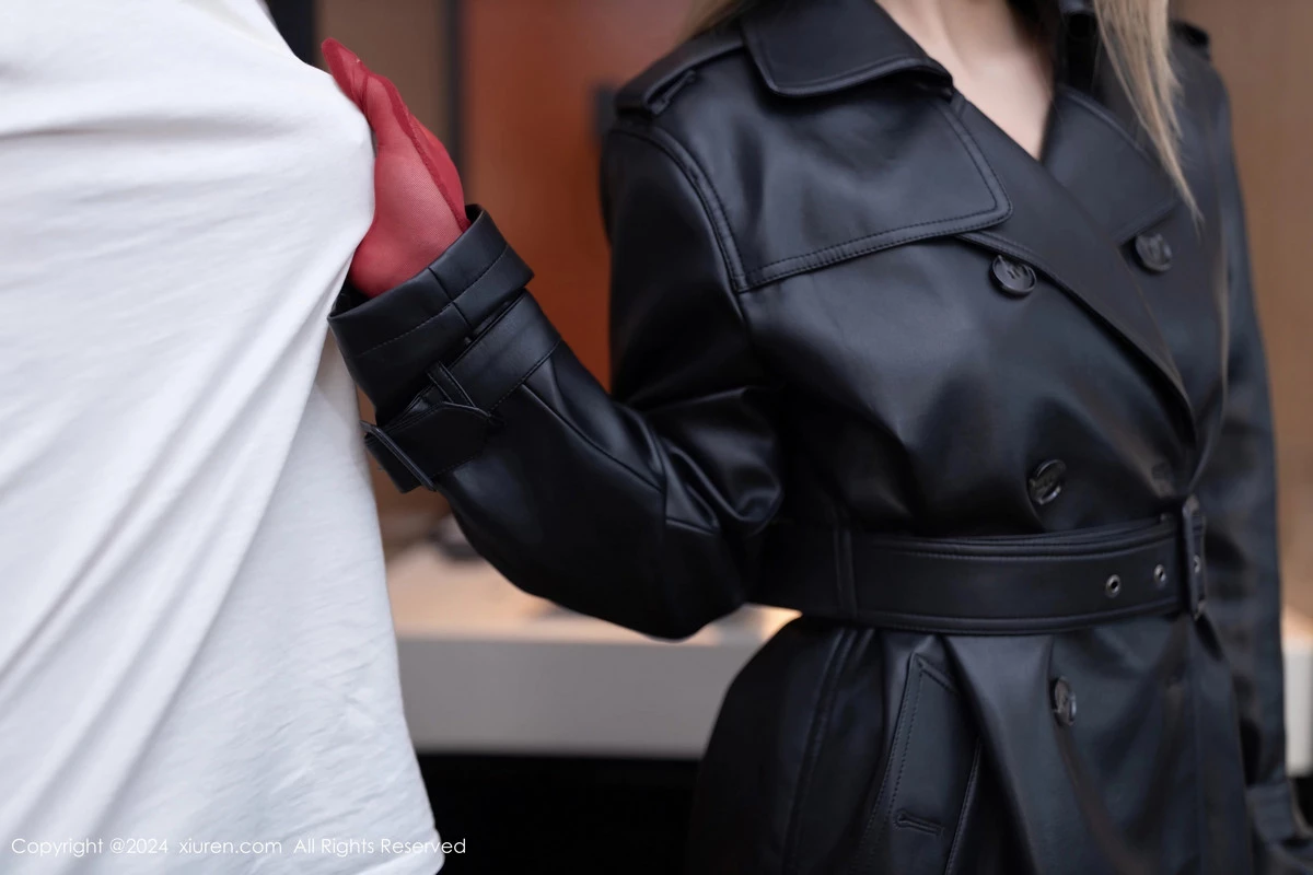 秀人集.com_[XiuRen秀人网]No.8124_模特沈青黛性感黑皮衣露红色情趣内衣配黑丝吊袜极致魅惑写真79P