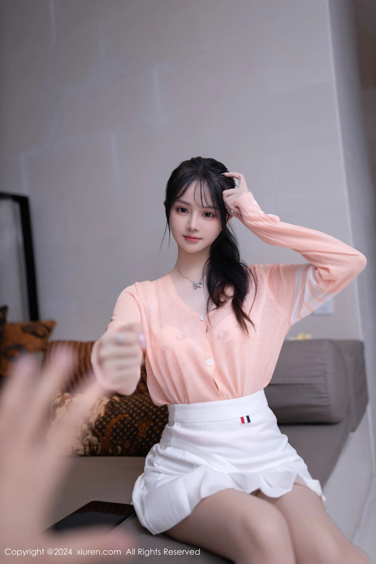 秀人集.com_[XiuRen秀人网]No.8138_模特幼幼粉色上衣配白短裙露性感浅花色内衣秀曼妙身姿诱惑写真80P