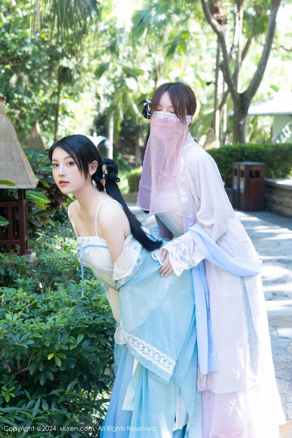 秀人集.com_[XiuRen秀人网]No.8137_模特合集女神豆瓣酱性感姐妹花私房情趣古典服饰完美诱惑写真84P