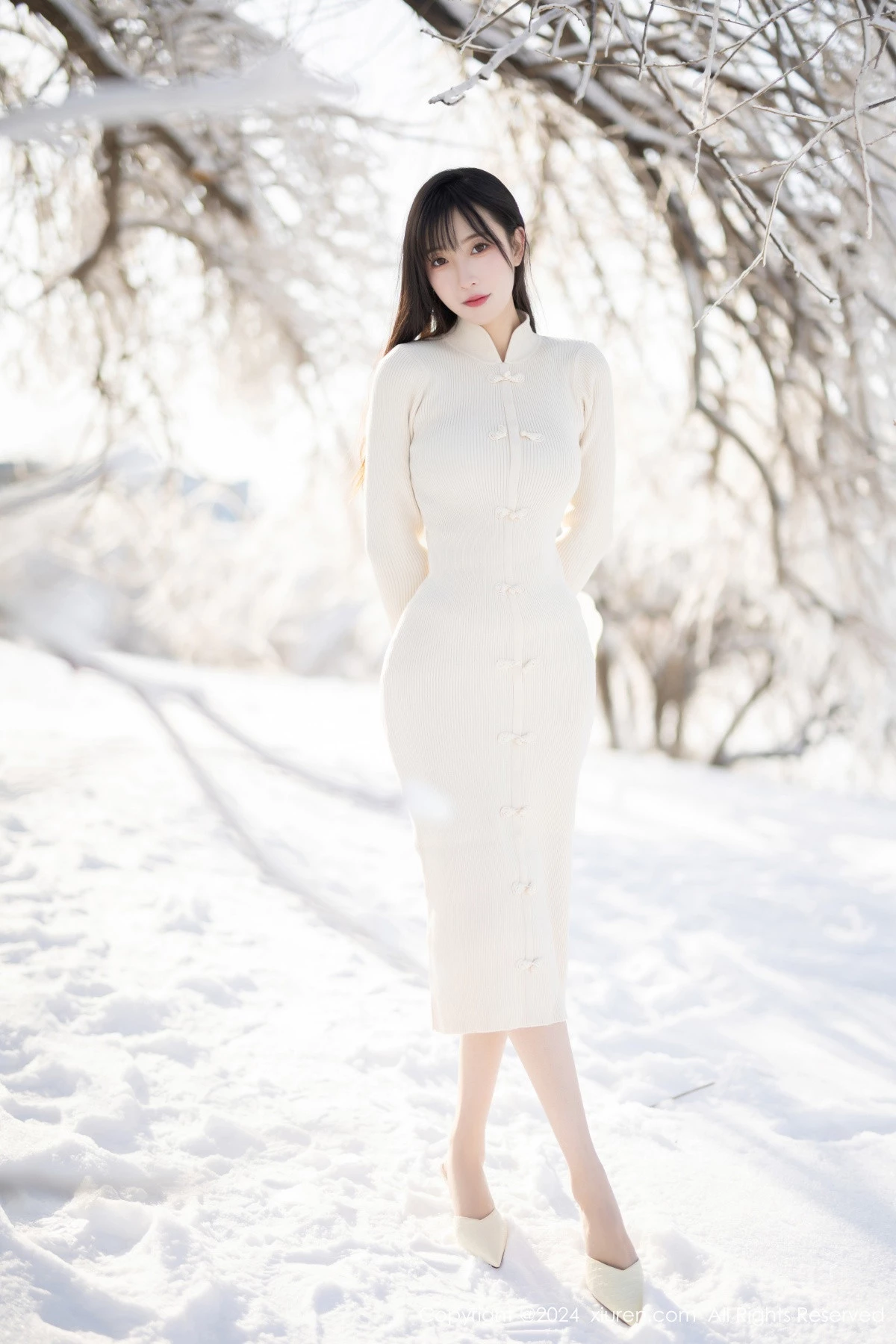 秀人集.com_[XiuRen秀人网]No.8307_模特林星阑性感白色连衣长裙露白色吊带内衣秀曼妙身姿诱惑写真82P