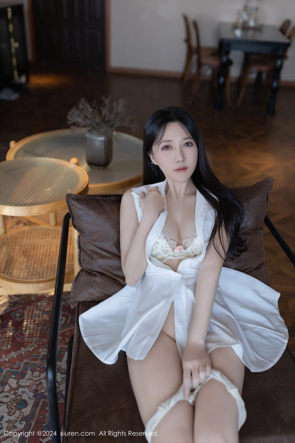 秀人集.com_[XiuRen秀人网]No.8315_模特鱼子酱Fish性感白色连衣短裙露白色内衣秀曼妙身姿迷人写真80P