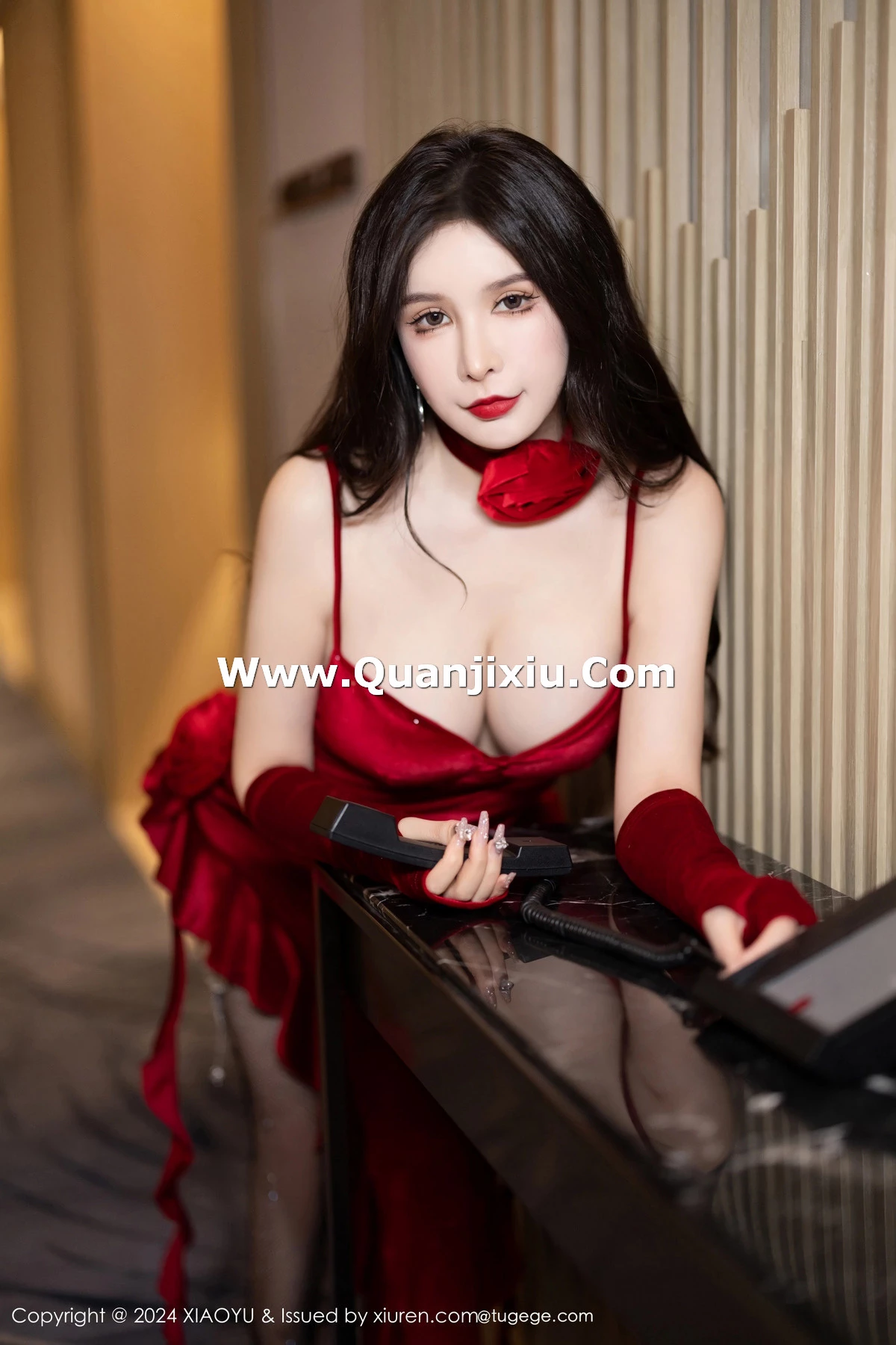 秀人集.com_[XiaoYu画语界]Vol.1228_女神李丽莎性感暗红色吊带短裙配红丝吊袜秀完美身材诱惑写真81P