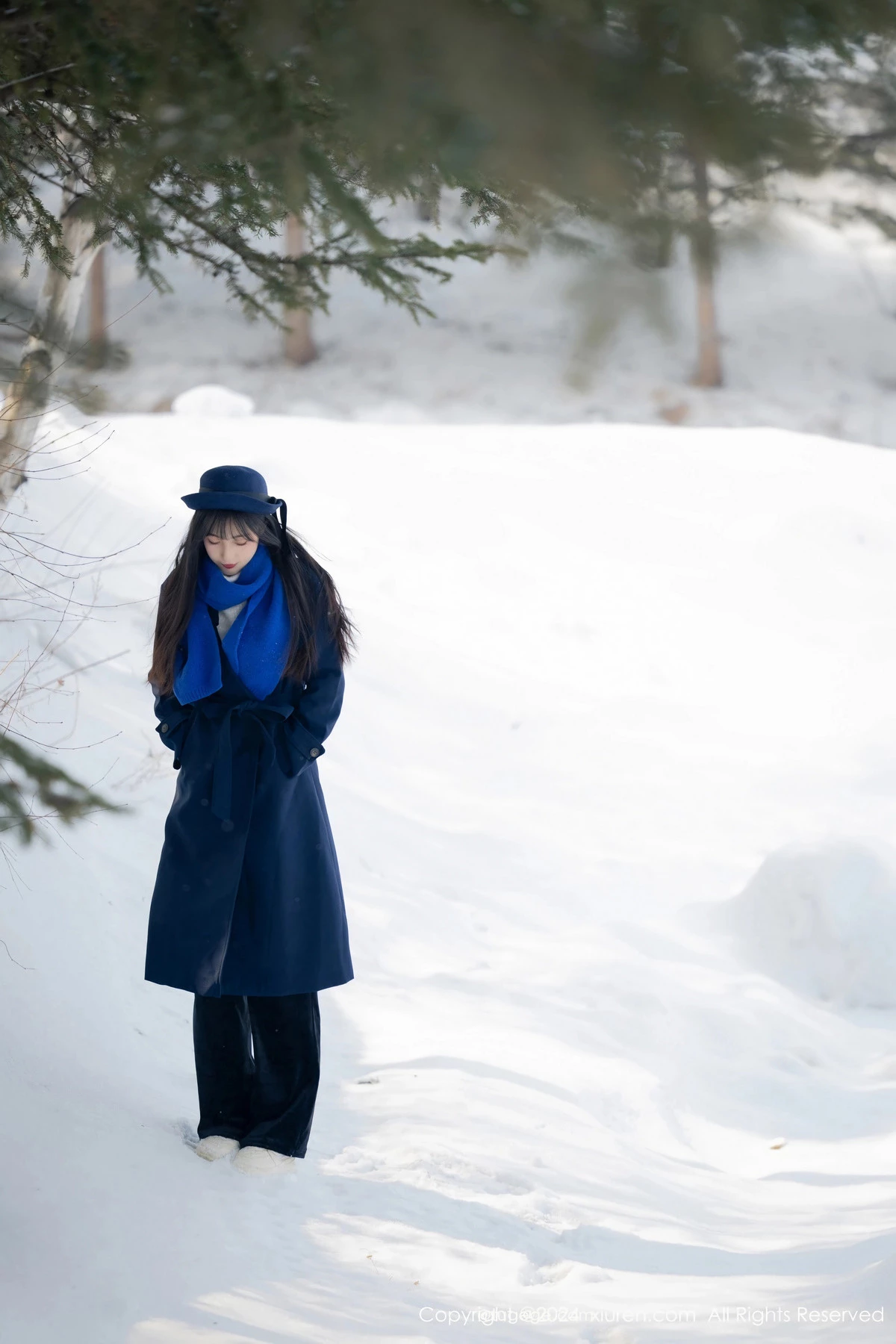 秀人集.com_[XiuRen秀人网]No.8325_模特林星阑雪地场景+性感黑色蕾丝情趣内衣配黑丝吊袜诱惑写真88P