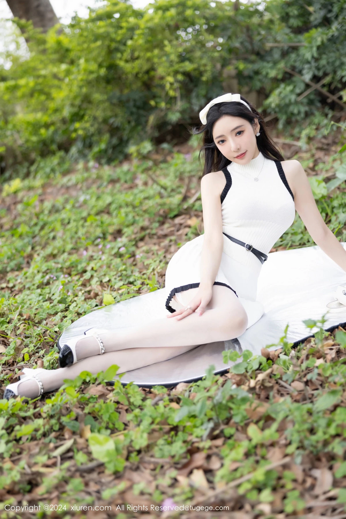 秀人集.com_[XiuRen秀人网]No.8334_女神王馨瑶yanni白色连衣短裙露粉色内衣配白丝袜完美诱惑写真80P