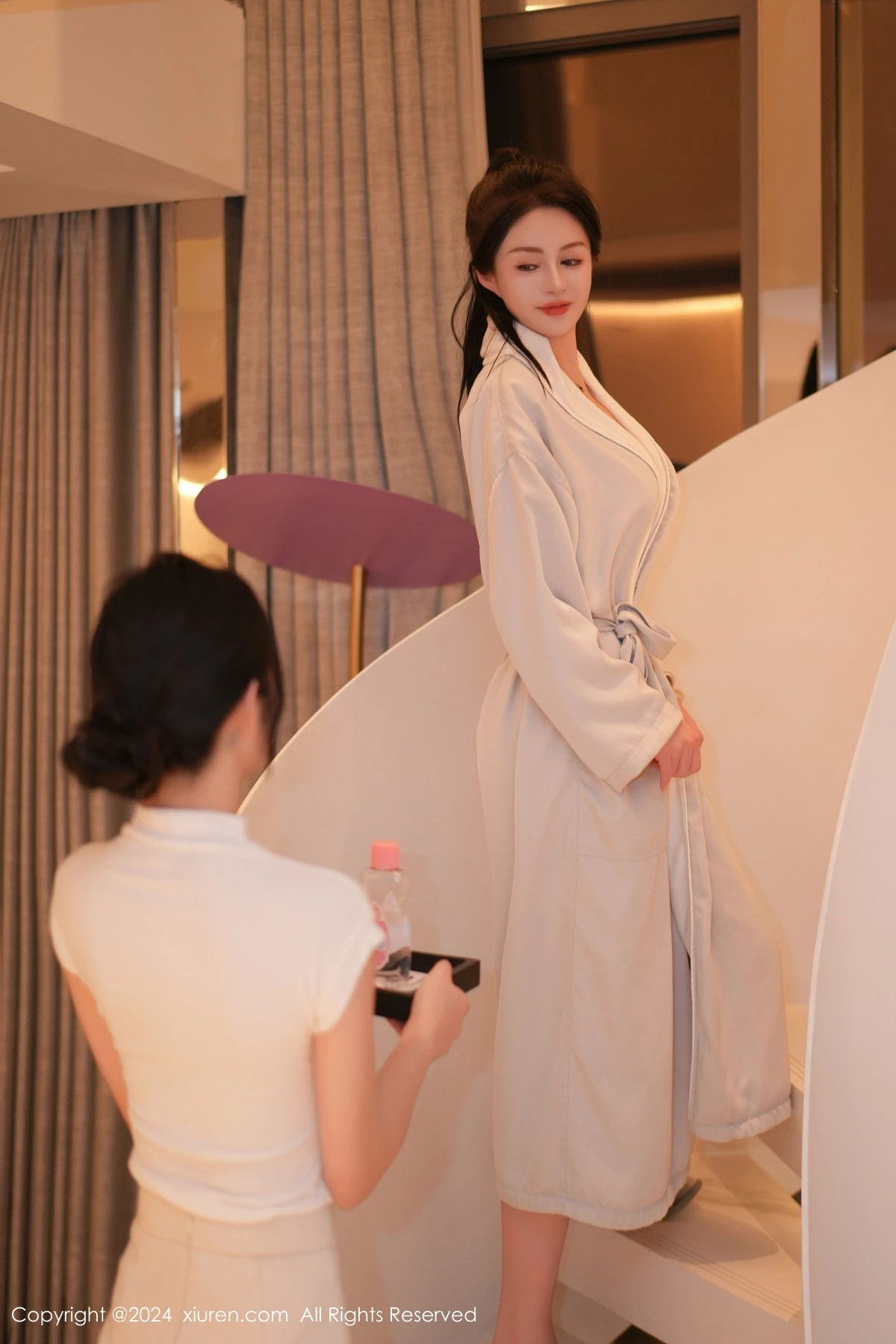 秀人集.com_[XiuRen秀人网]No.8350_模特合集女神林幼一＆谭小灵剧情演绎性感白色浴袍迷人诱惑写真113P