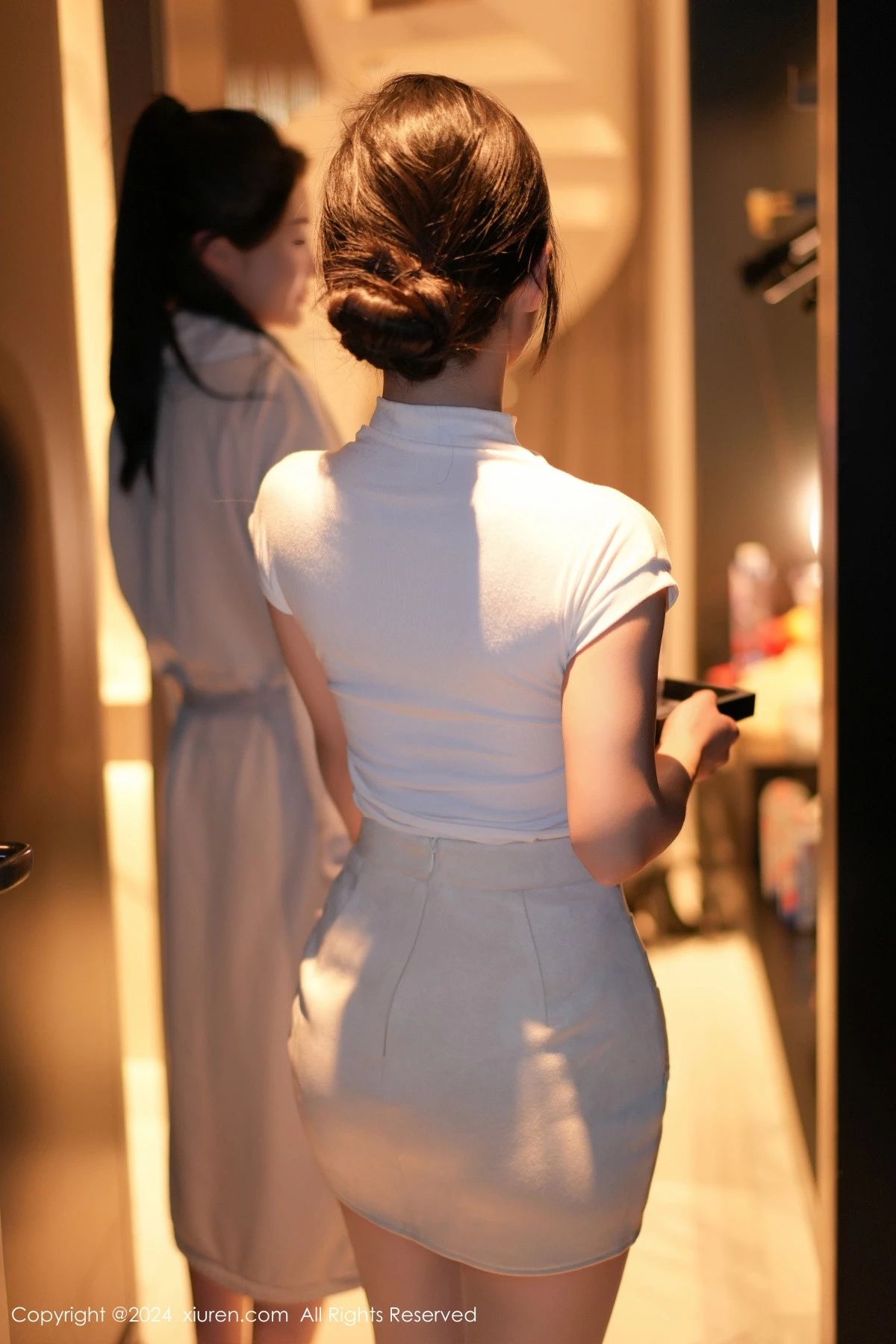 秀人集.com_[XiuRen秀人网]No.8350_模特合集女神林幼一＆谭小灵剧情演绎性感白色浴袍迷人诱惑写真113P