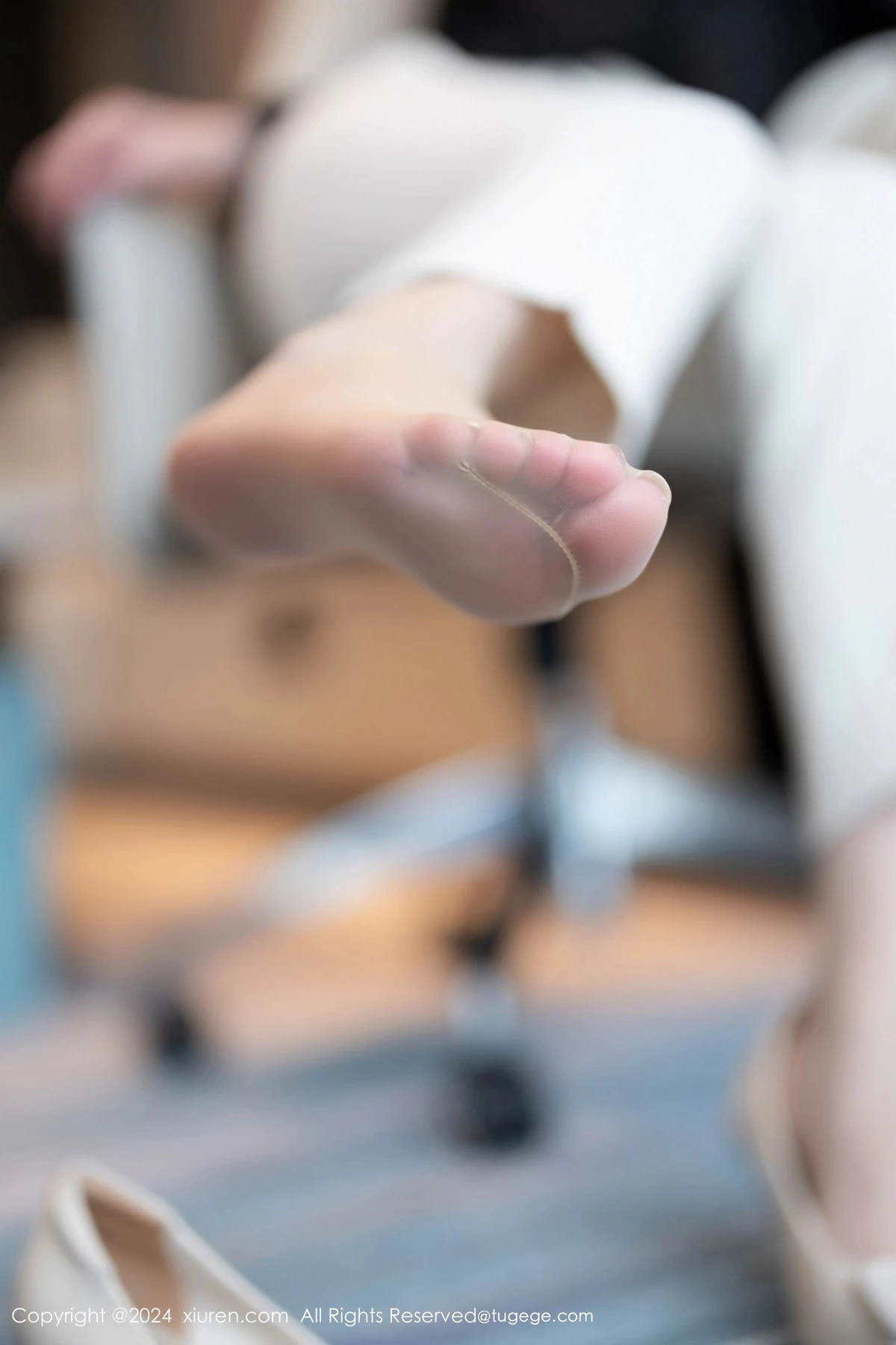 秀人集.com_[XiuRen秀人网]No.8354_模特梦心玥性感白色套装露黑色轻透内衣配超薄肉丝迷人诱惑写真90P