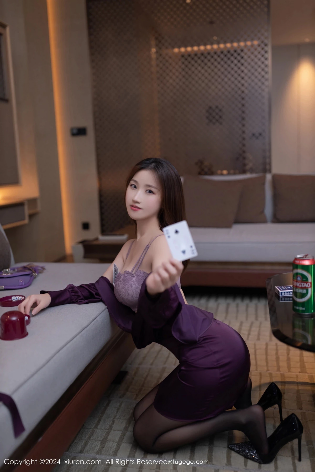 秀人集.com_[XiuRen秀人网]No.8264_模特杏子Yada性感紫色服饰露紫灰蕾丝内衣秀曼妙身姿诱惑写真87P