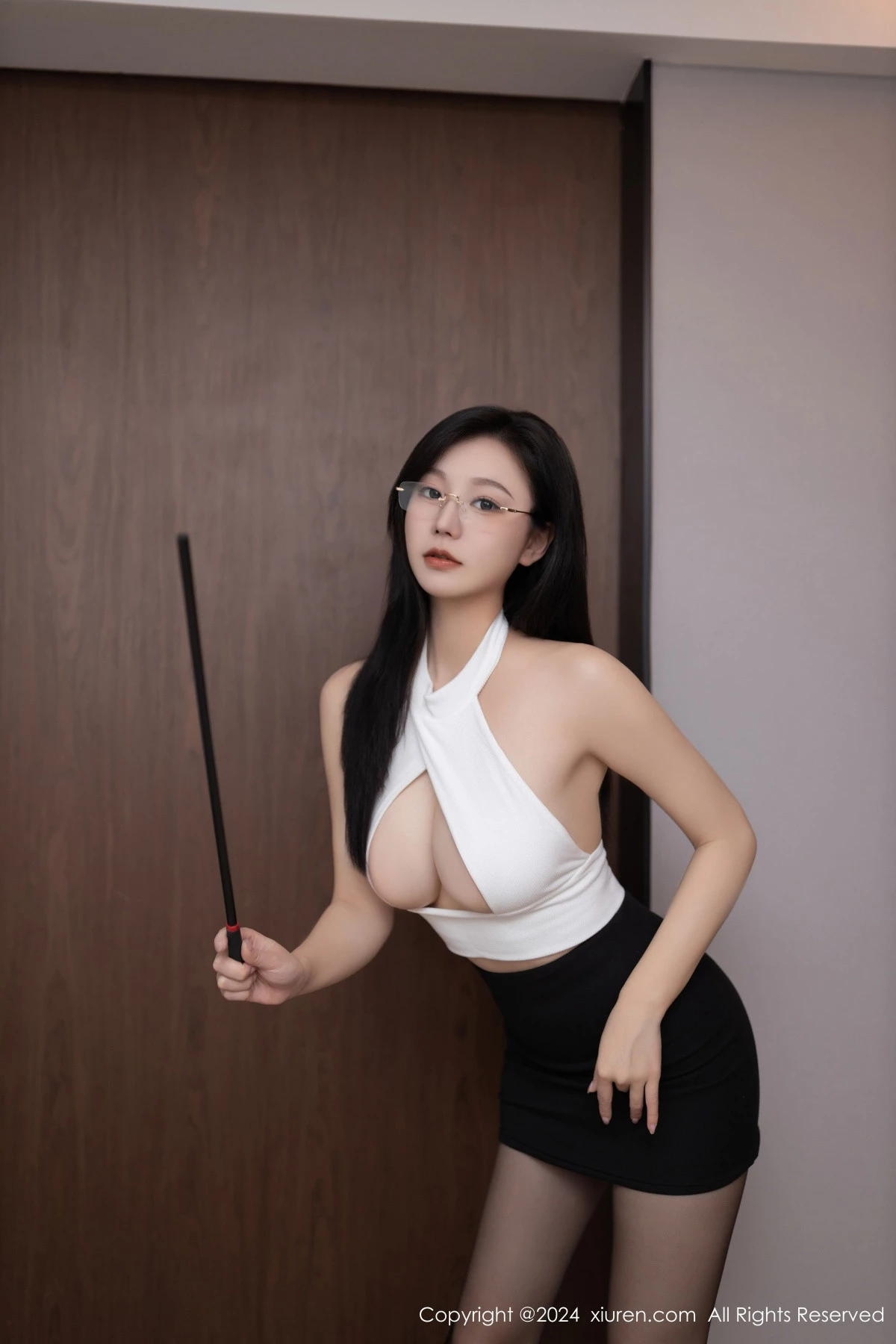 秀人集.com_[XiuRen秀人网]No.8362_模特安然anran白色紧身开胸上衣配开档黑丝秀柔美身段诱惑写真79P