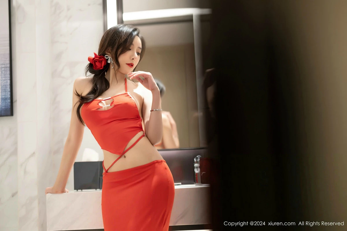 秀人集.com_[XiuRen秀人网]No.8378_女神王馨瑶yanni红色连衣裙+杏色轻透连衣裙秀完美身材诱惑写真80P