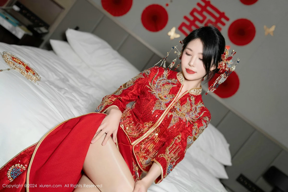 秀人集.com_[XiuRen秀人网]No.8376_模特利世性感红色新娘妆露红色内衣配超薄闪亮肉丝完美诱惑写真95P