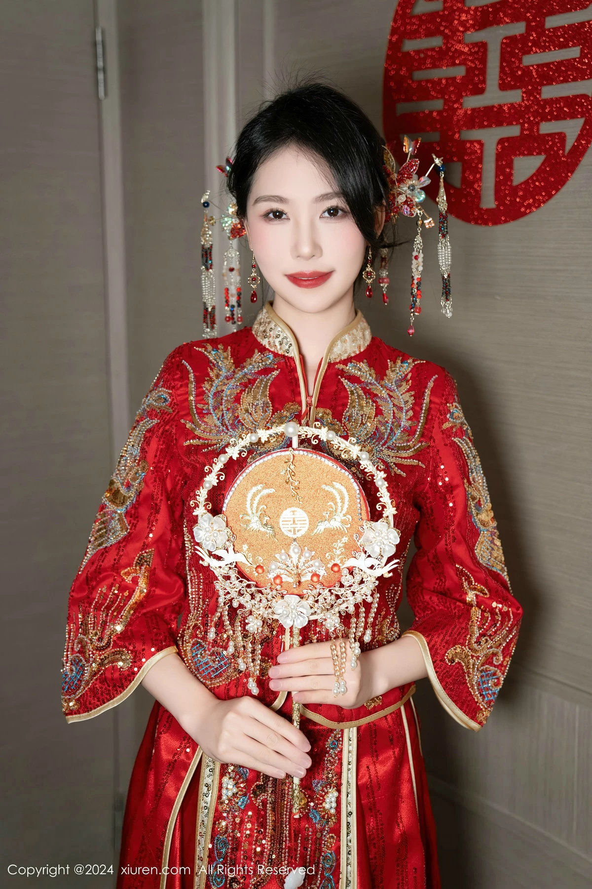 秀人集.com_[XiuRen秀人网]No.8376_模特利世性感红色新娘妆露红色内衣配超薄闪亮肉丝完美诱惑写真95P